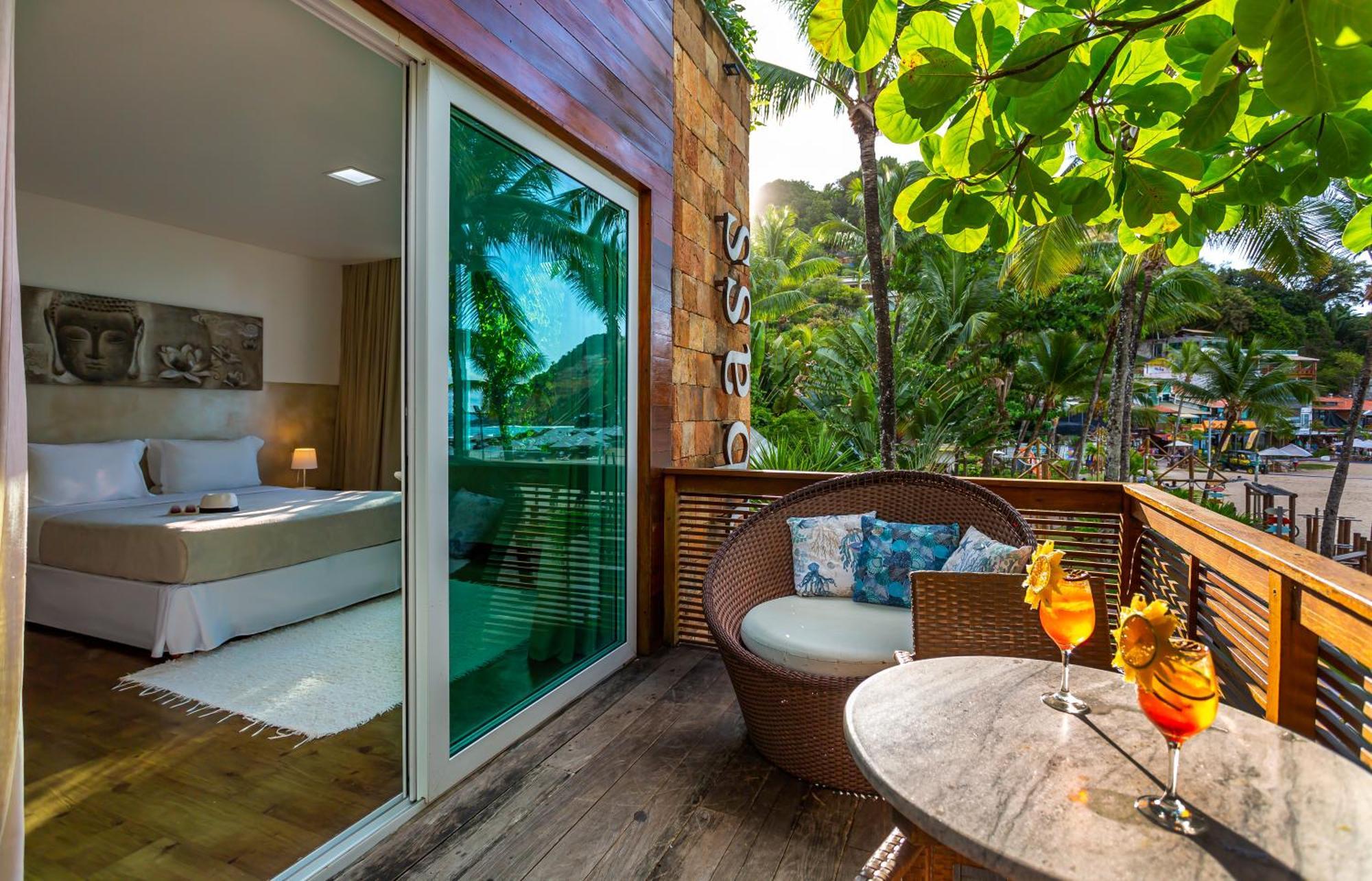 Master Room Balcony Frontal Sea View