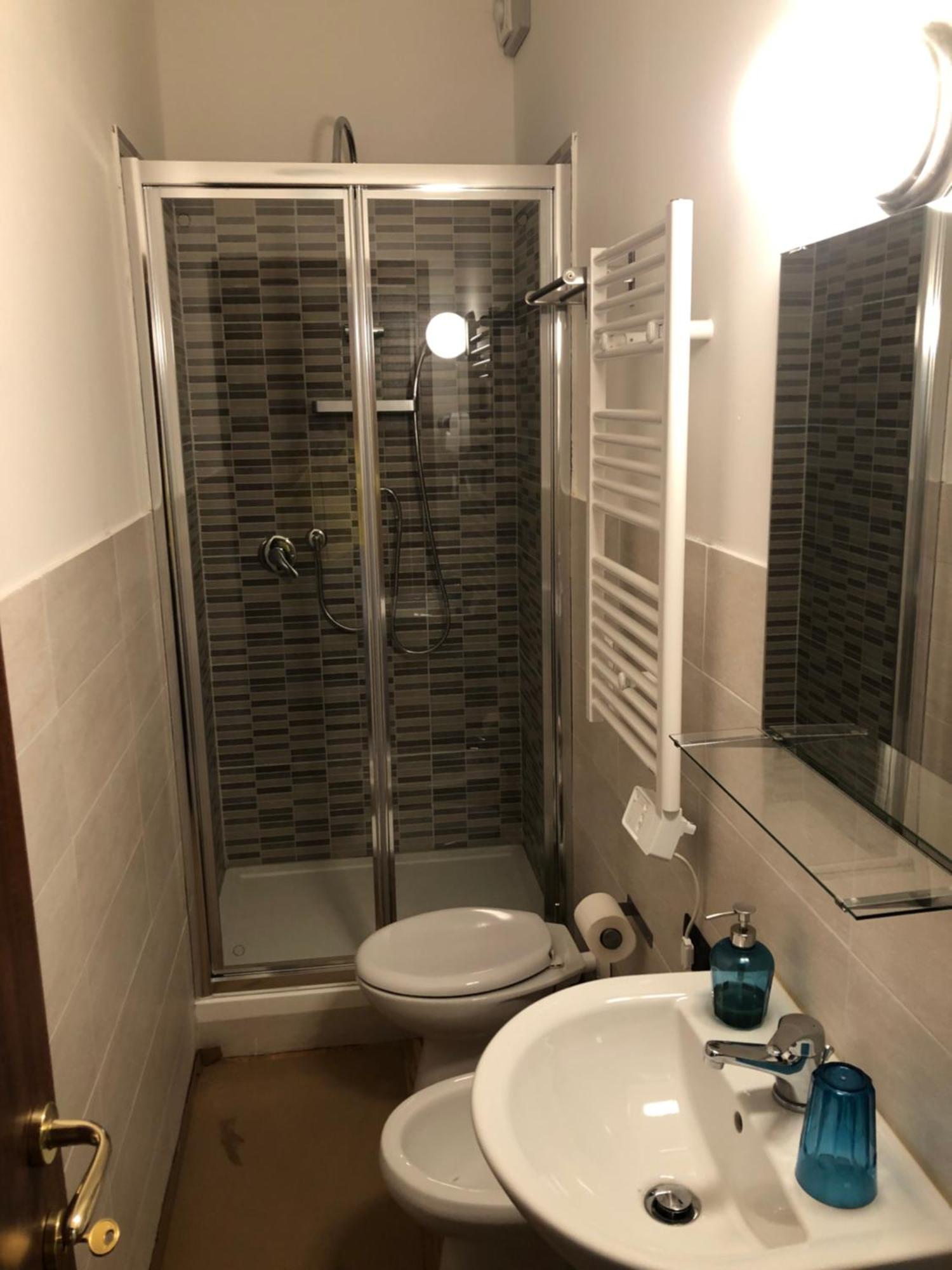 Double Room Private Bathroom,1538031337:JPEG