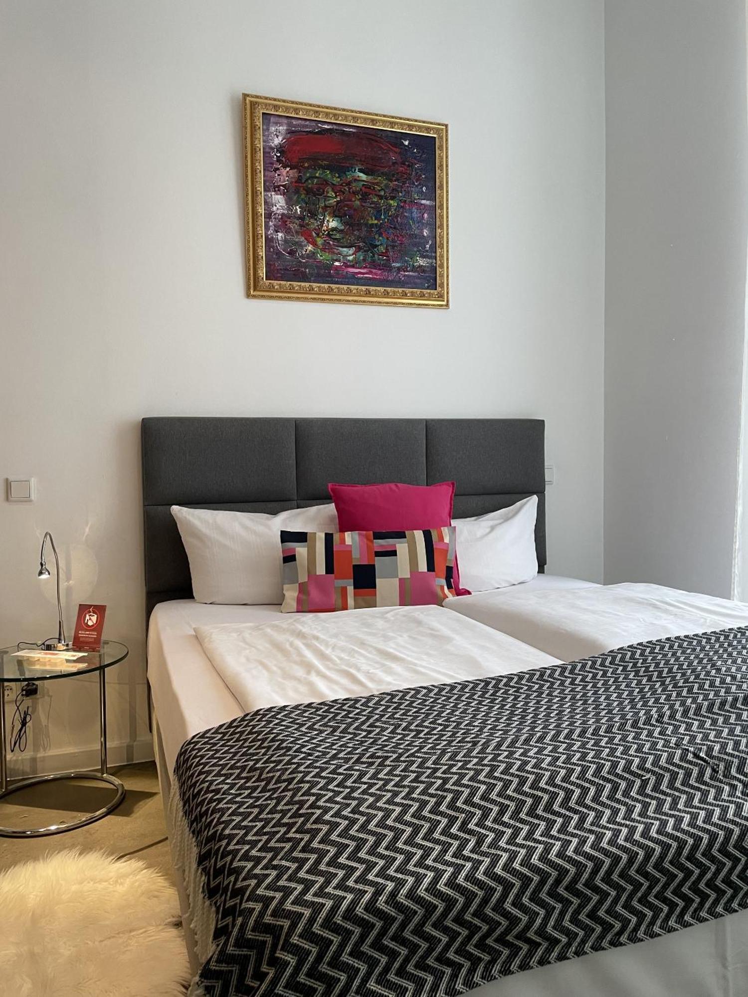 One-Bedroom Suite