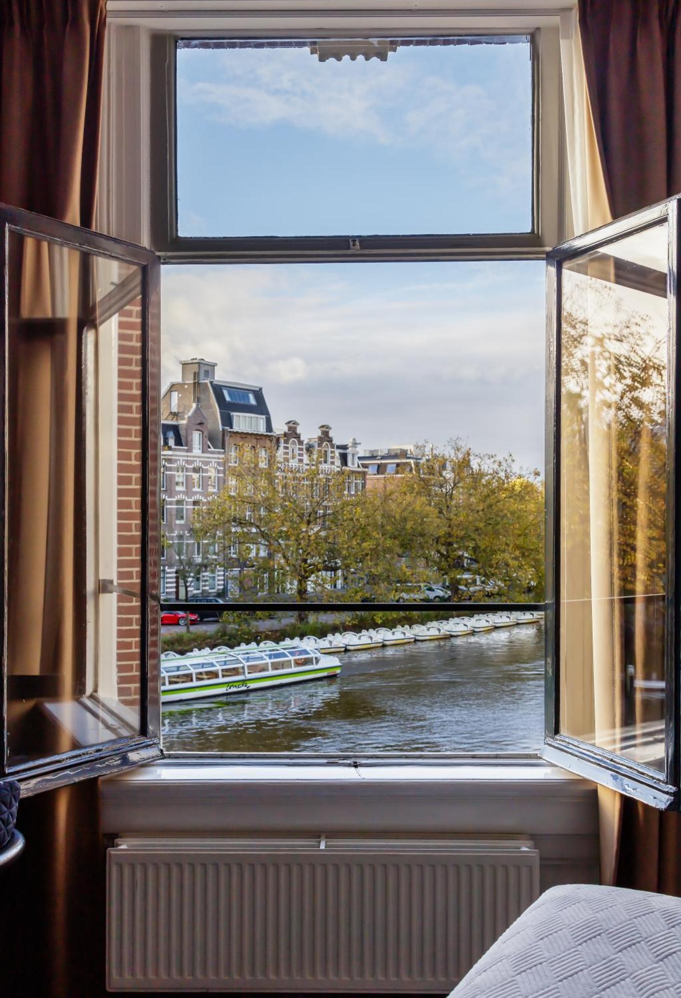 Deluxe Double Room Canal View