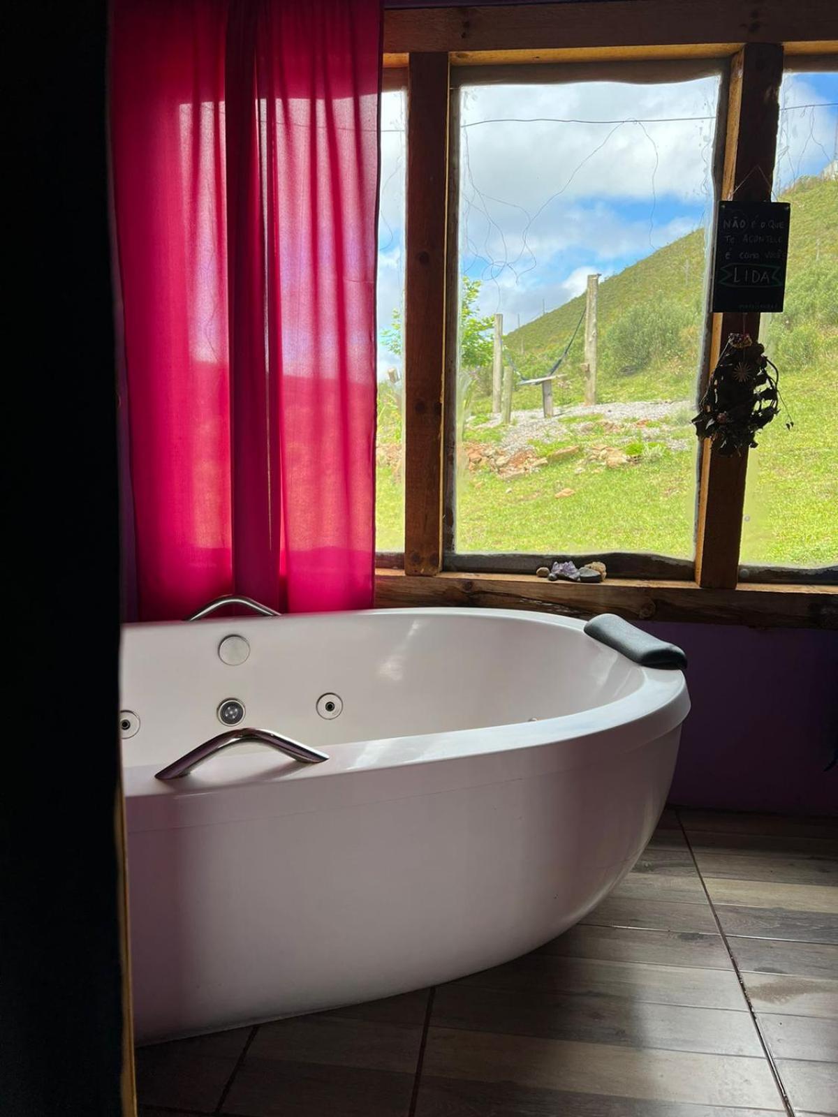 King Suite Spa Bath