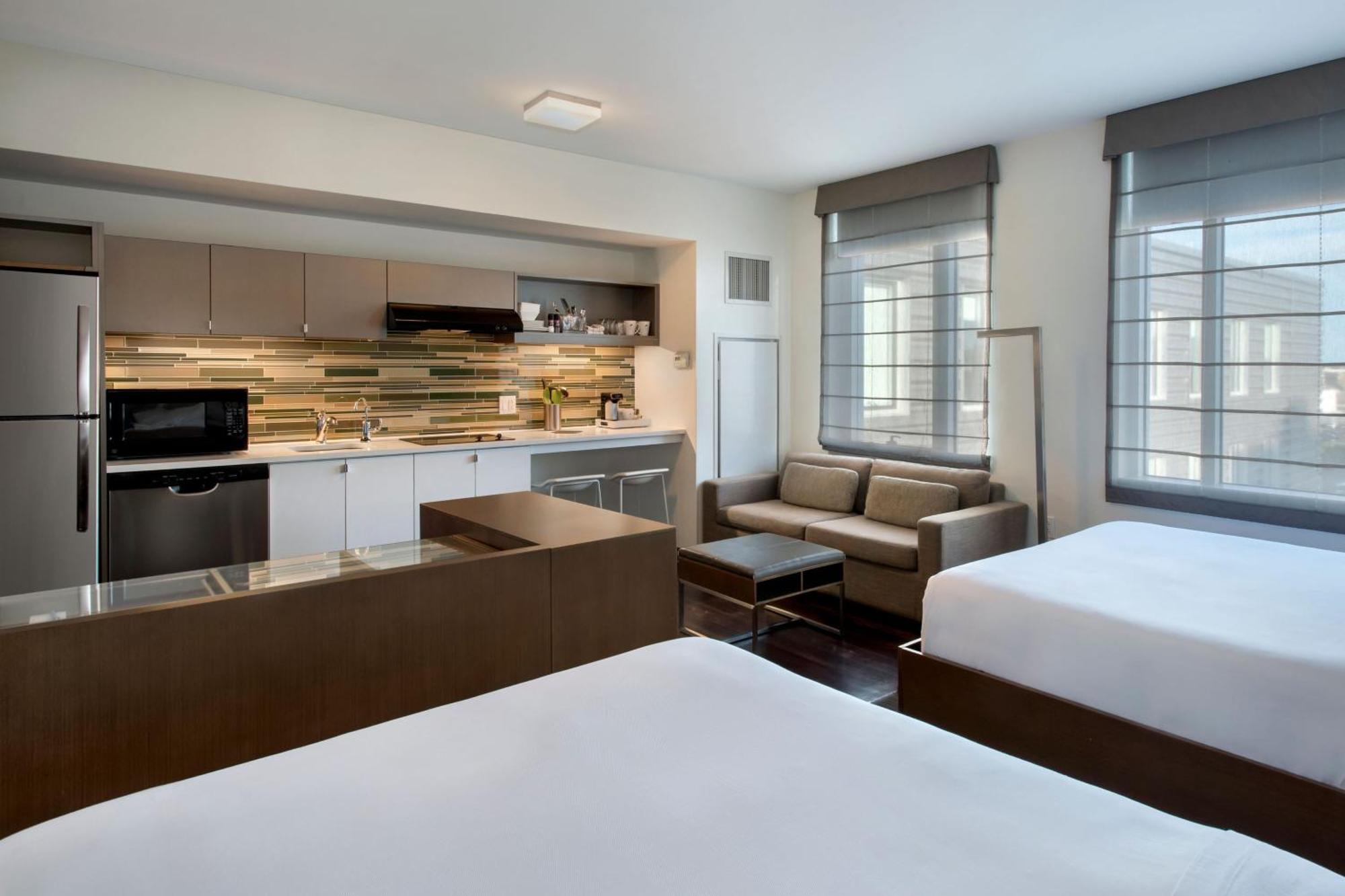 Studio Suite Two Queen Beds
