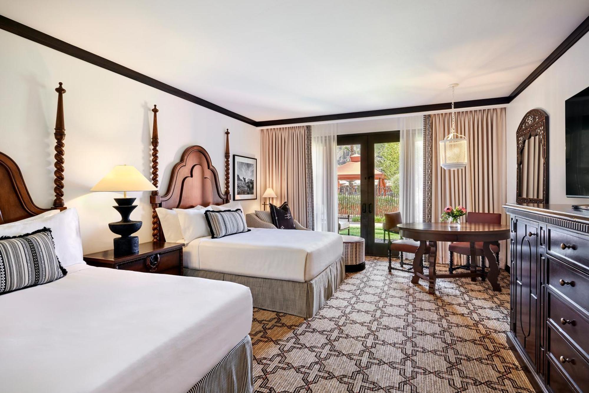 Oasis Poolside Room 2 Queen Beds,1537363333:JPEG