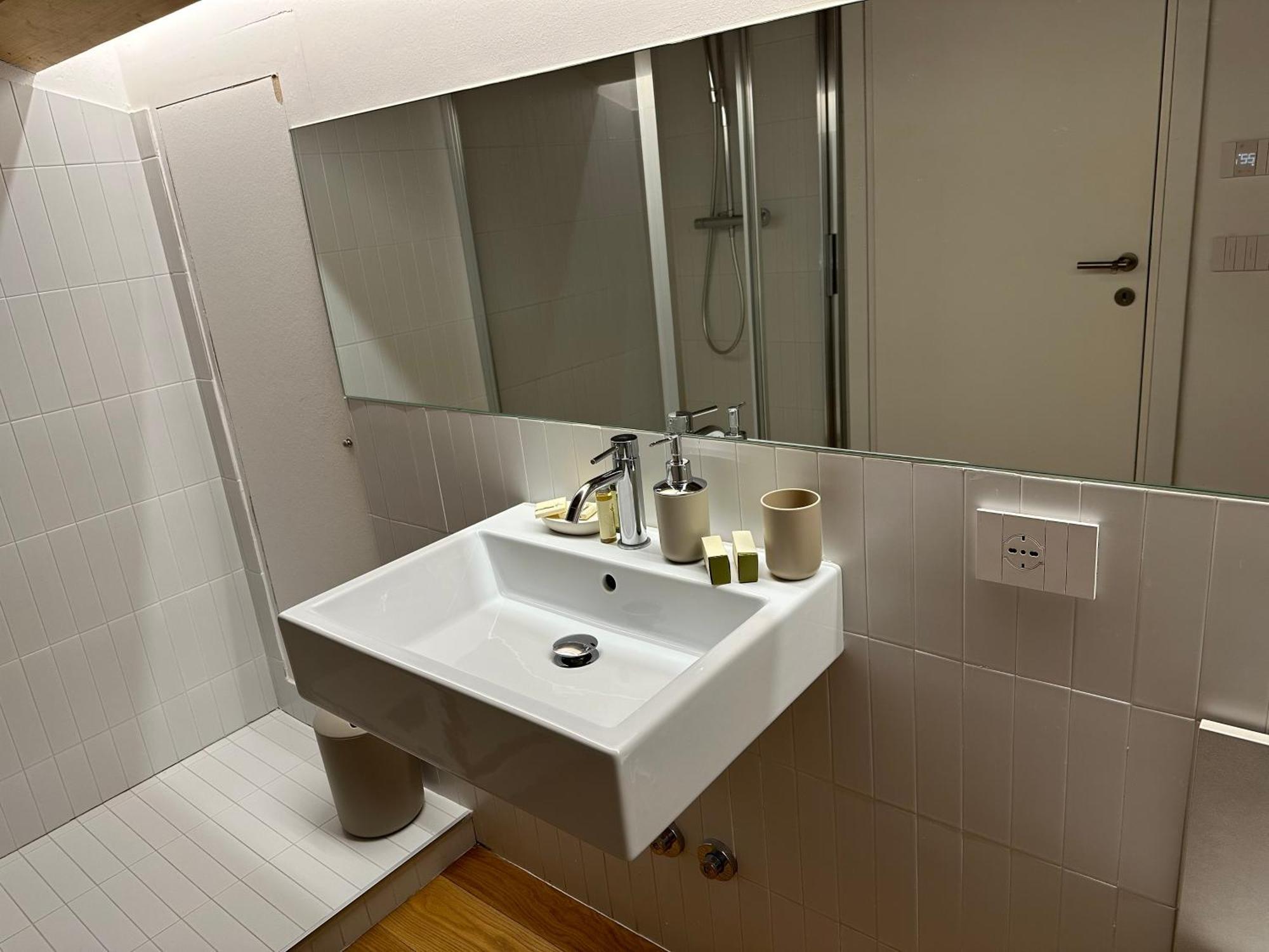 Basic Triple Room,1538784730:JPEG