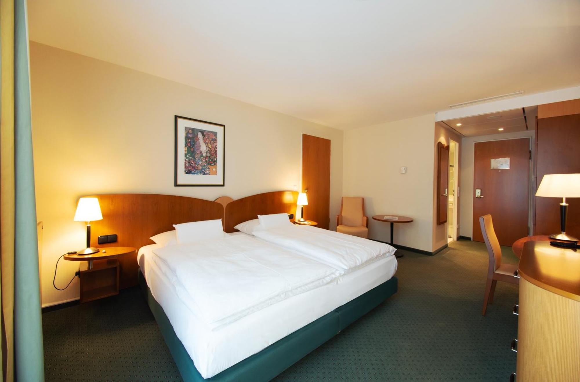 Standard Double Room,1695320573:JPEG