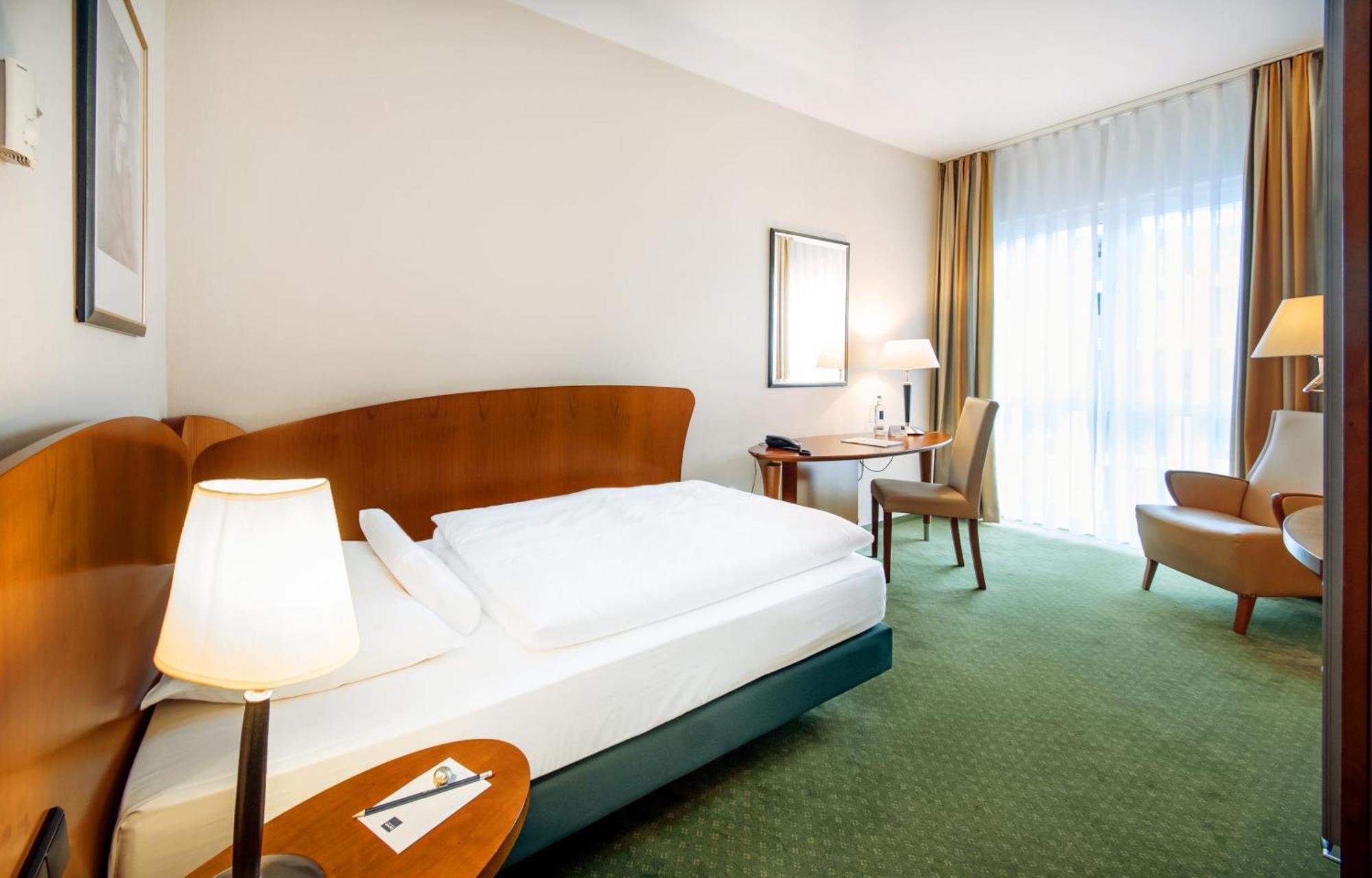 Standard Single Room,1538925061:JPEG