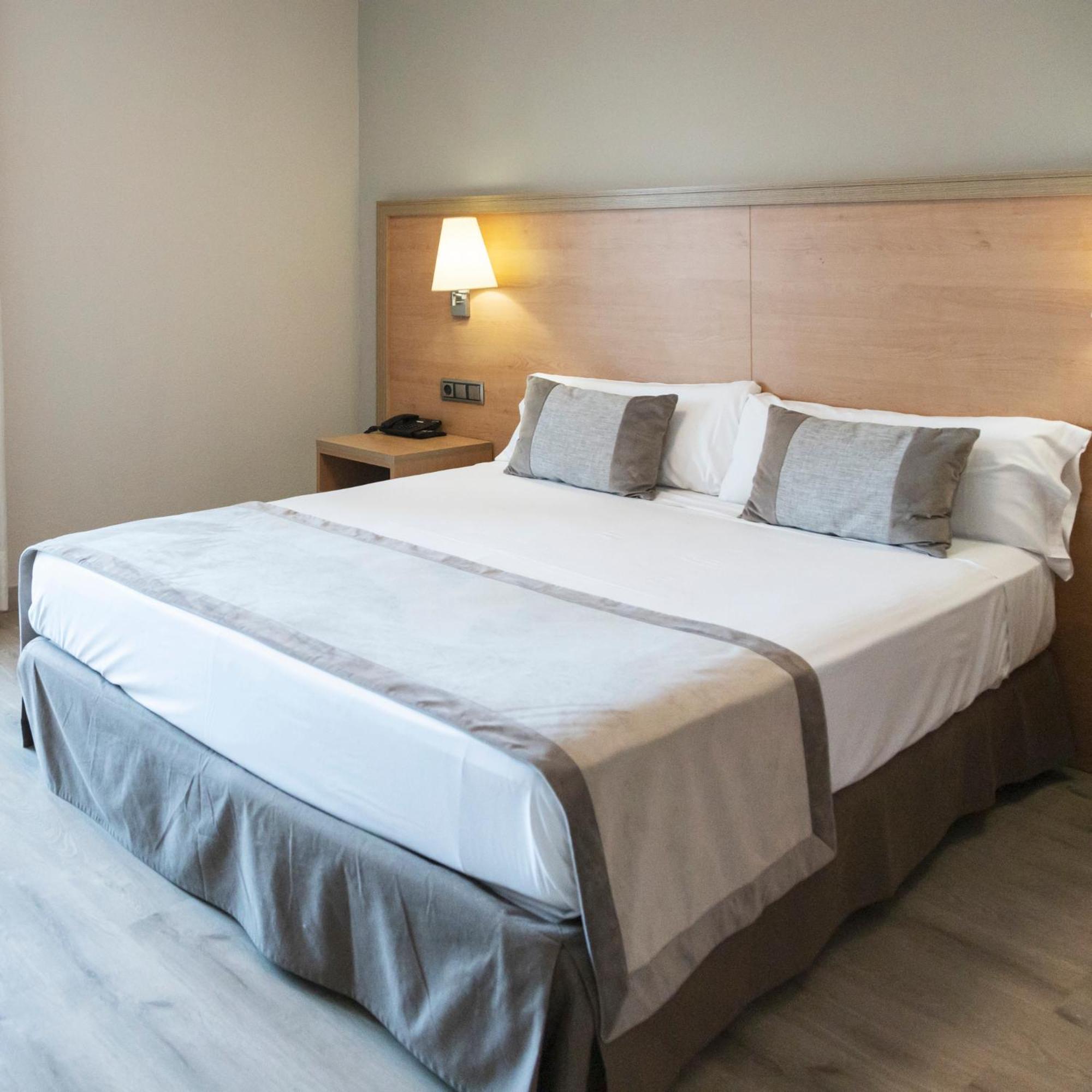 Superior Double or Twin Room,1538956903:JPEG
