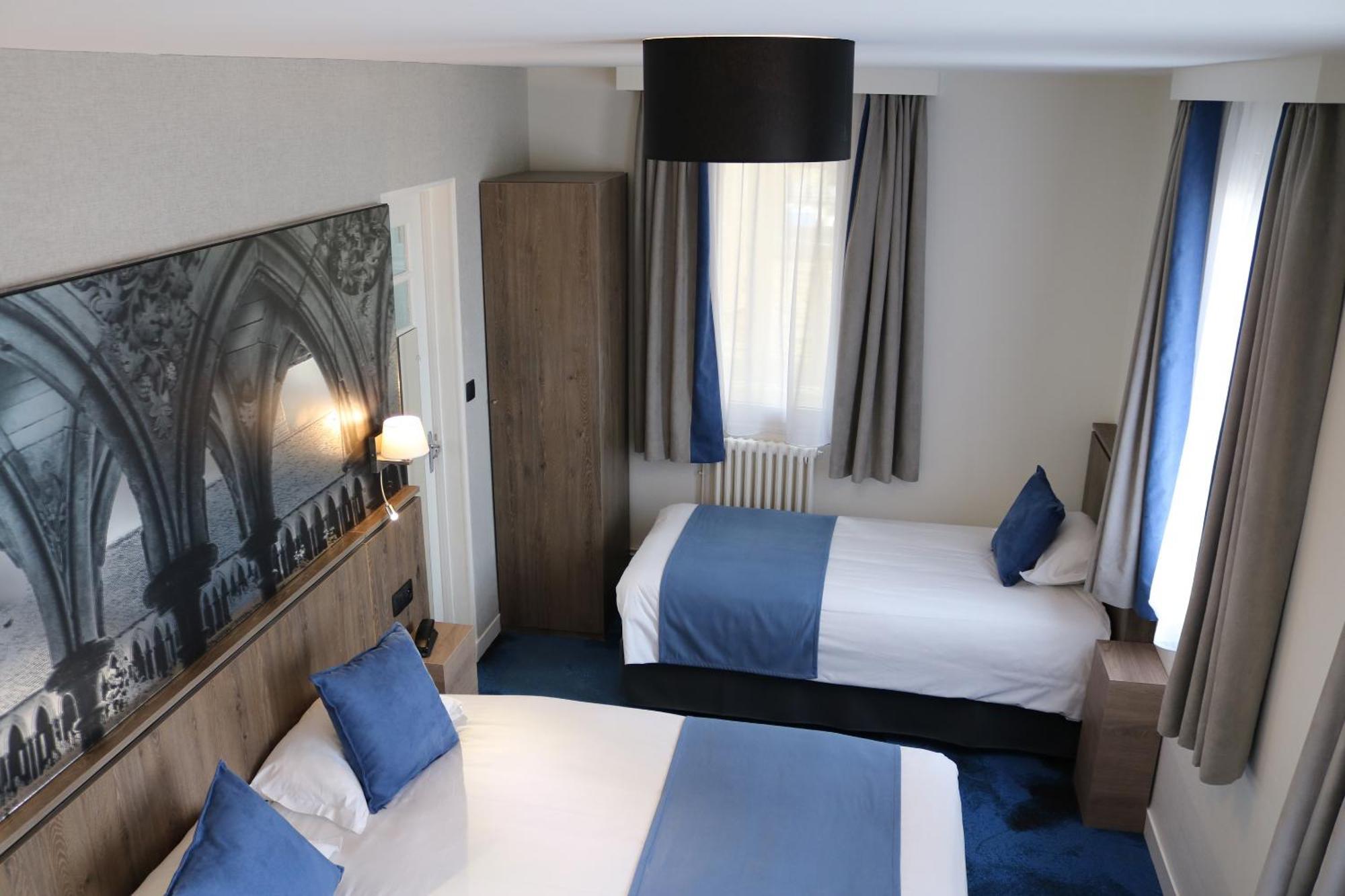 Triple Room - Saint Michel Annex,1539329395:JPEG