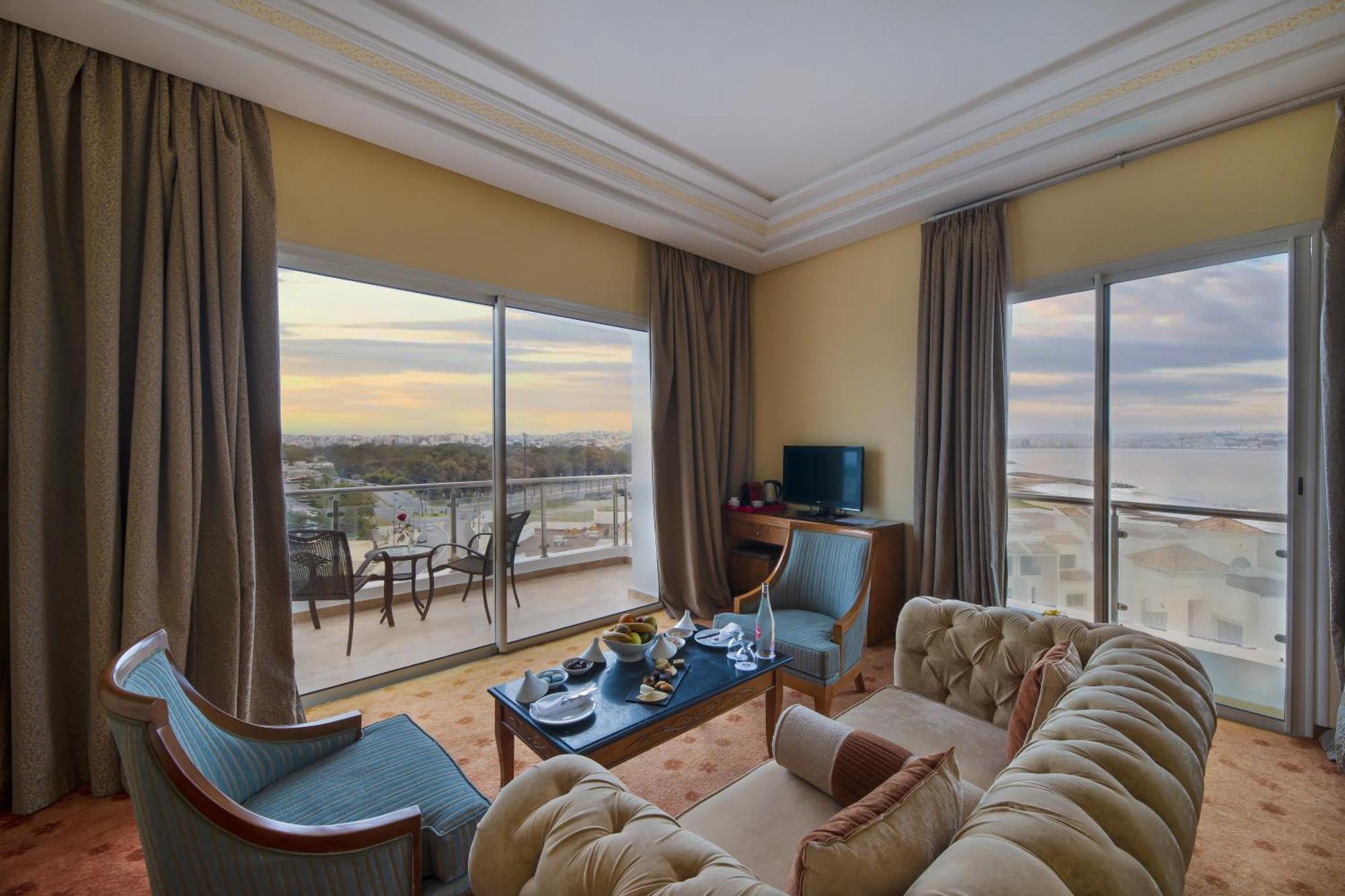 Senior Suite Sea View,1538653021:JPEG