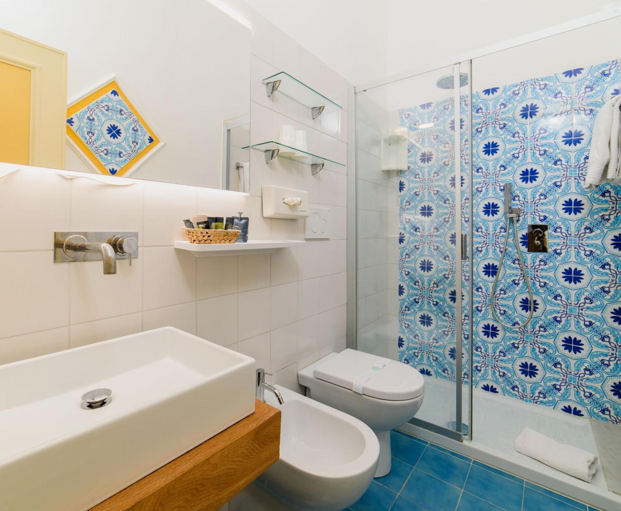 Double or Twin Room Partial Sea View