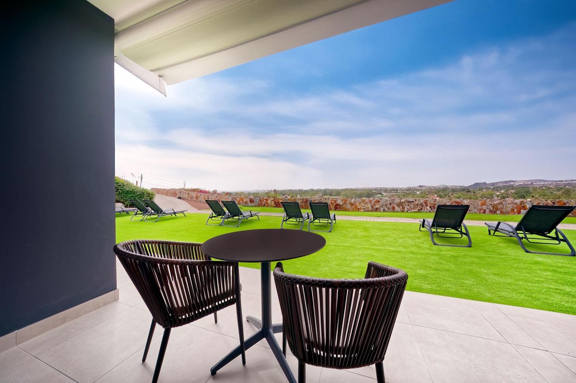 Double Room Terrace Golf View