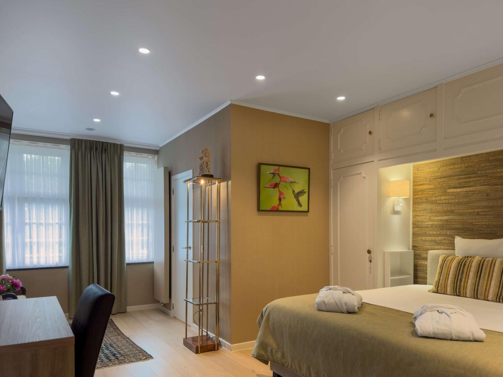 Superior Plus Room
