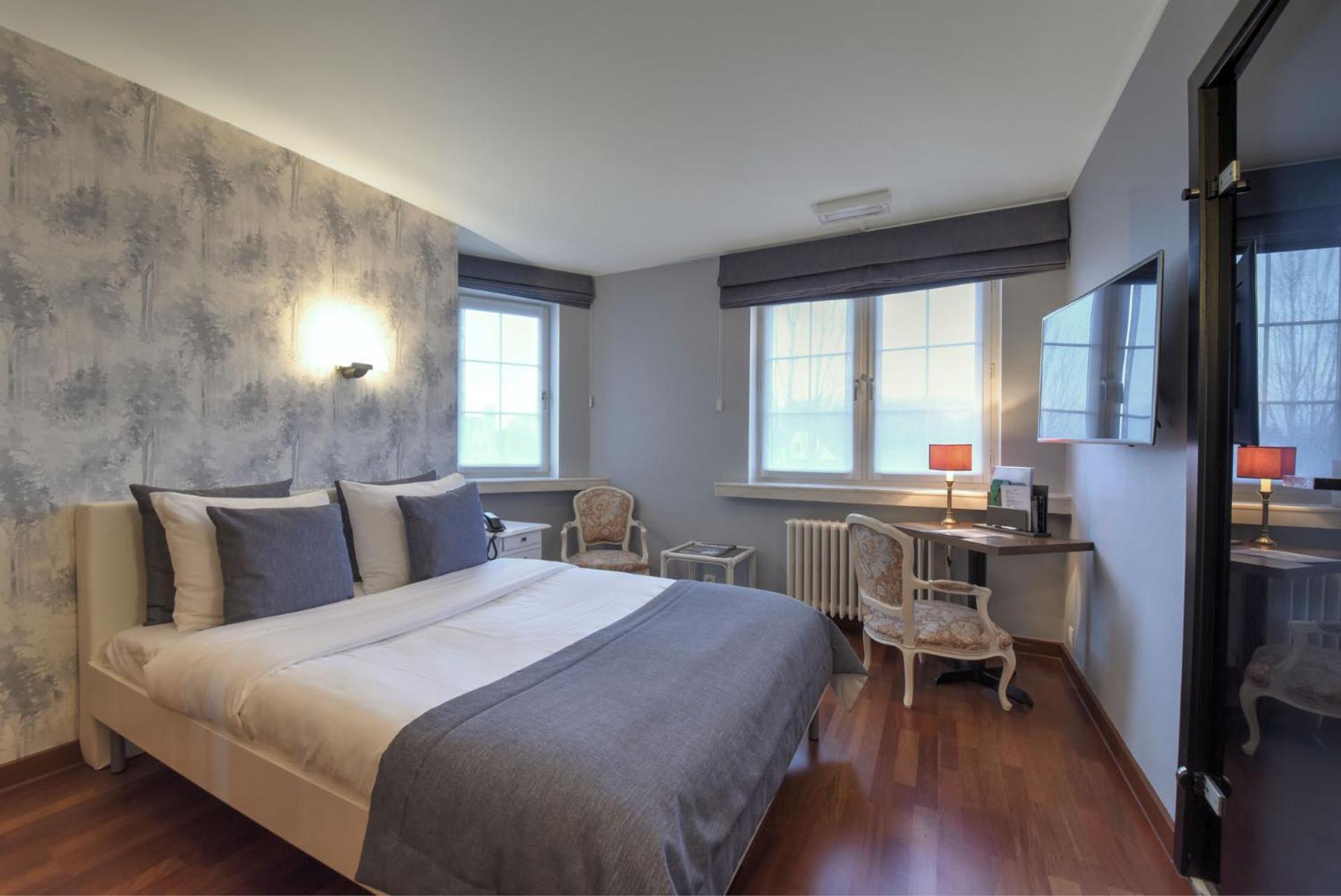 Small Double or Twin Room