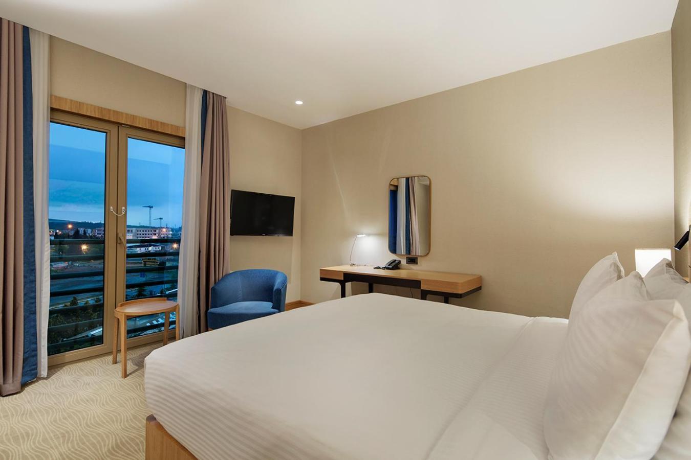 King Guest Room