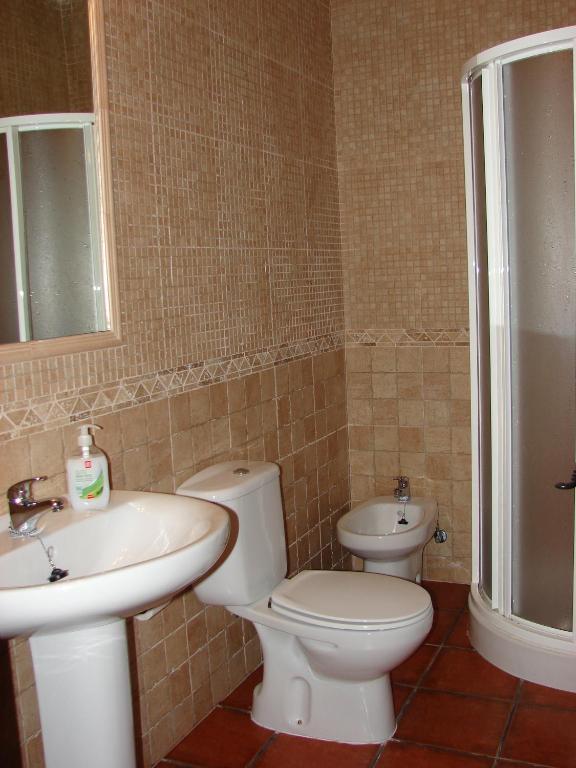 Three-Bedroom Apartment,25150941:JPEG