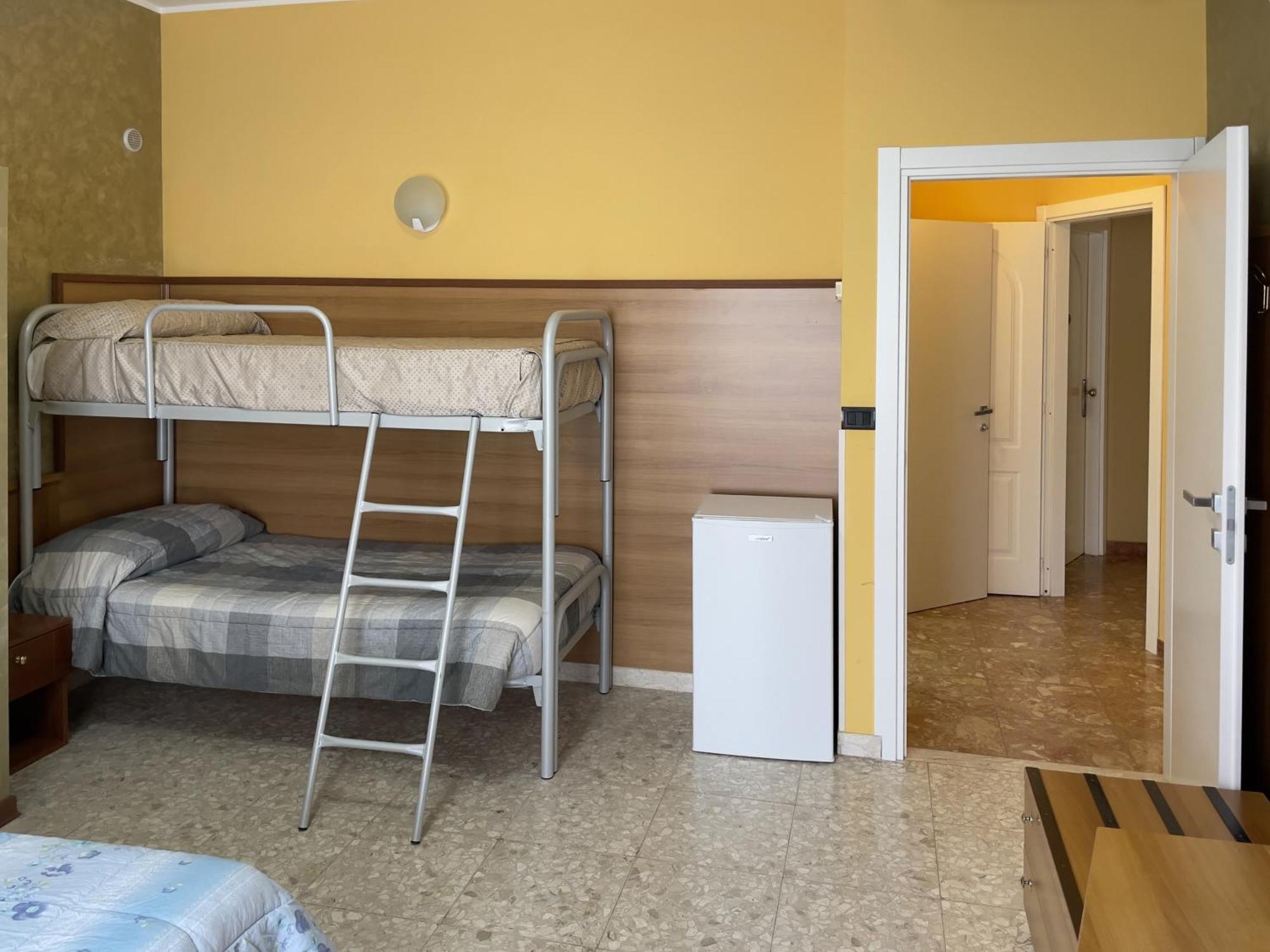 Classic Quadruple Room