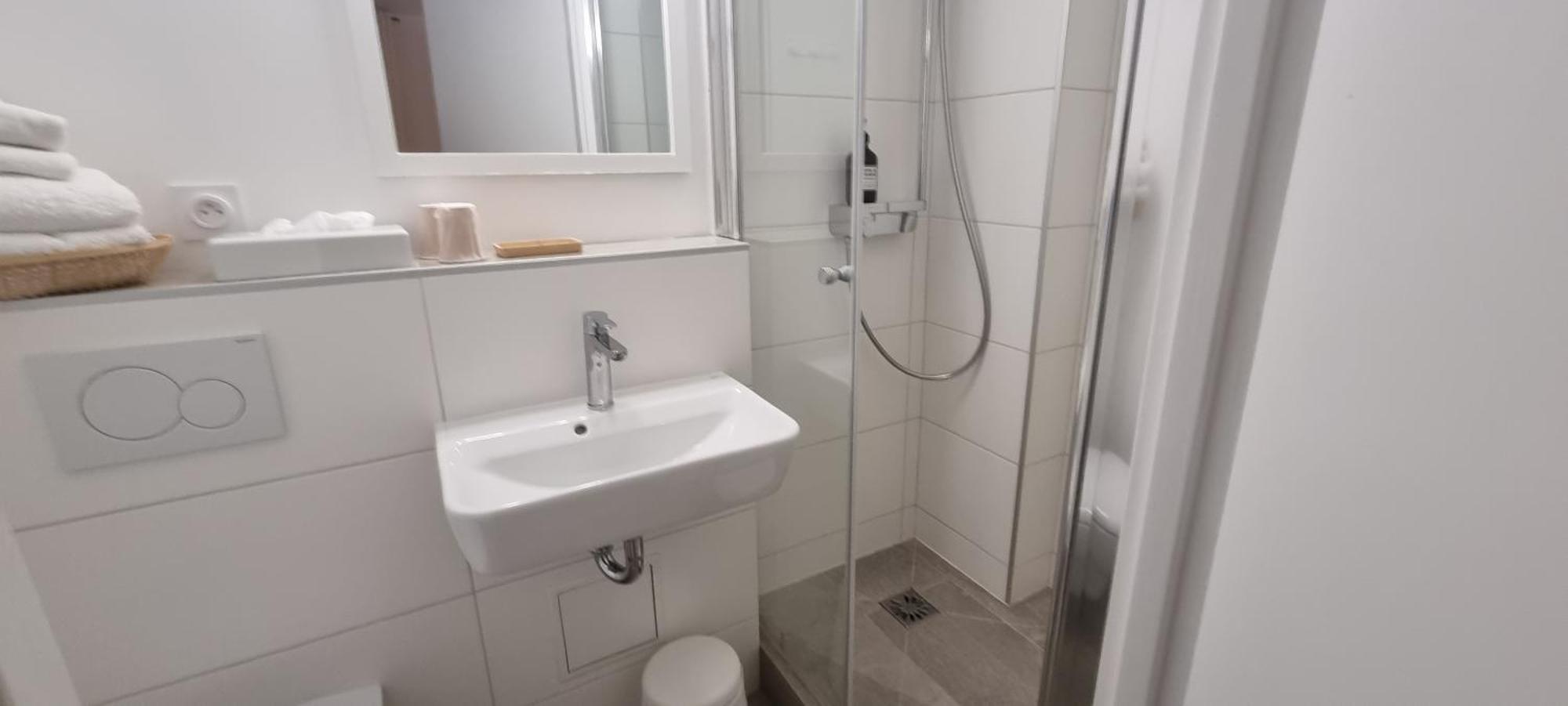 Standard Double Room,1162213143:JPEG