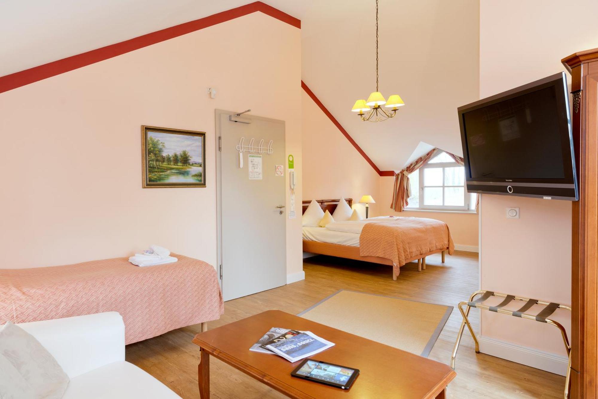 Triple Room