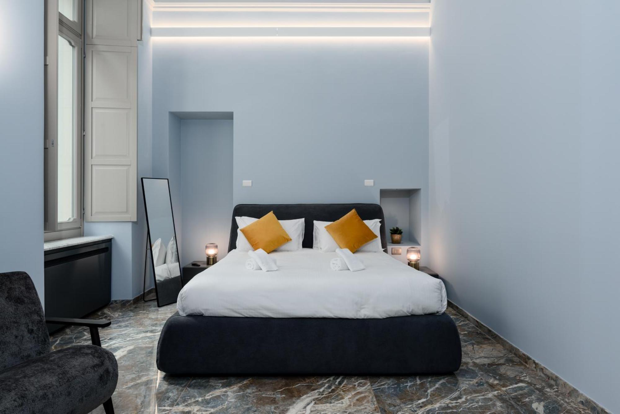 Deluxe Queen Suite