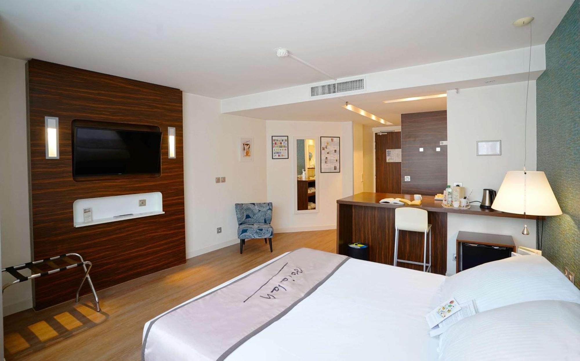 Executive Room