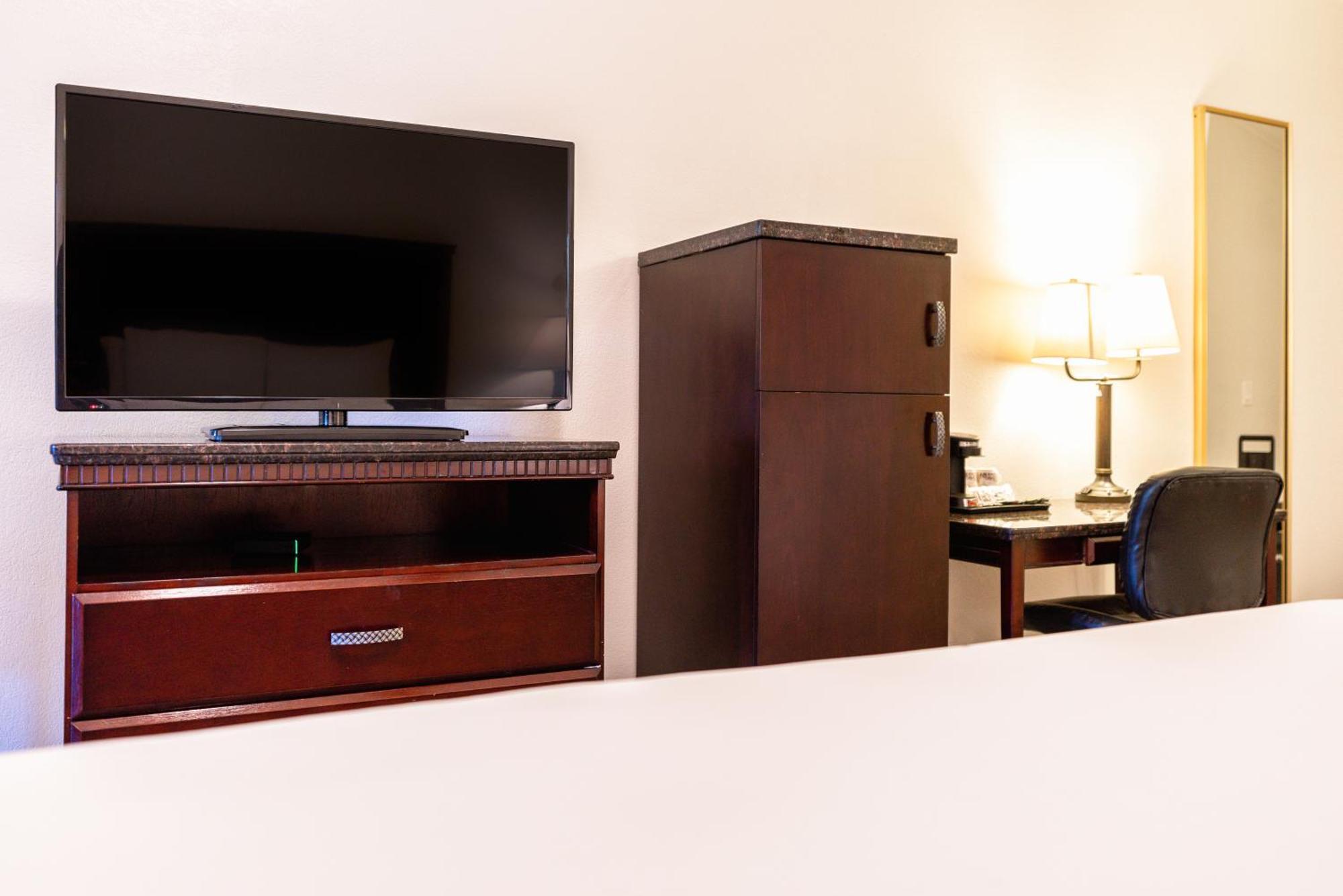 King Room,1540437667:JPEG