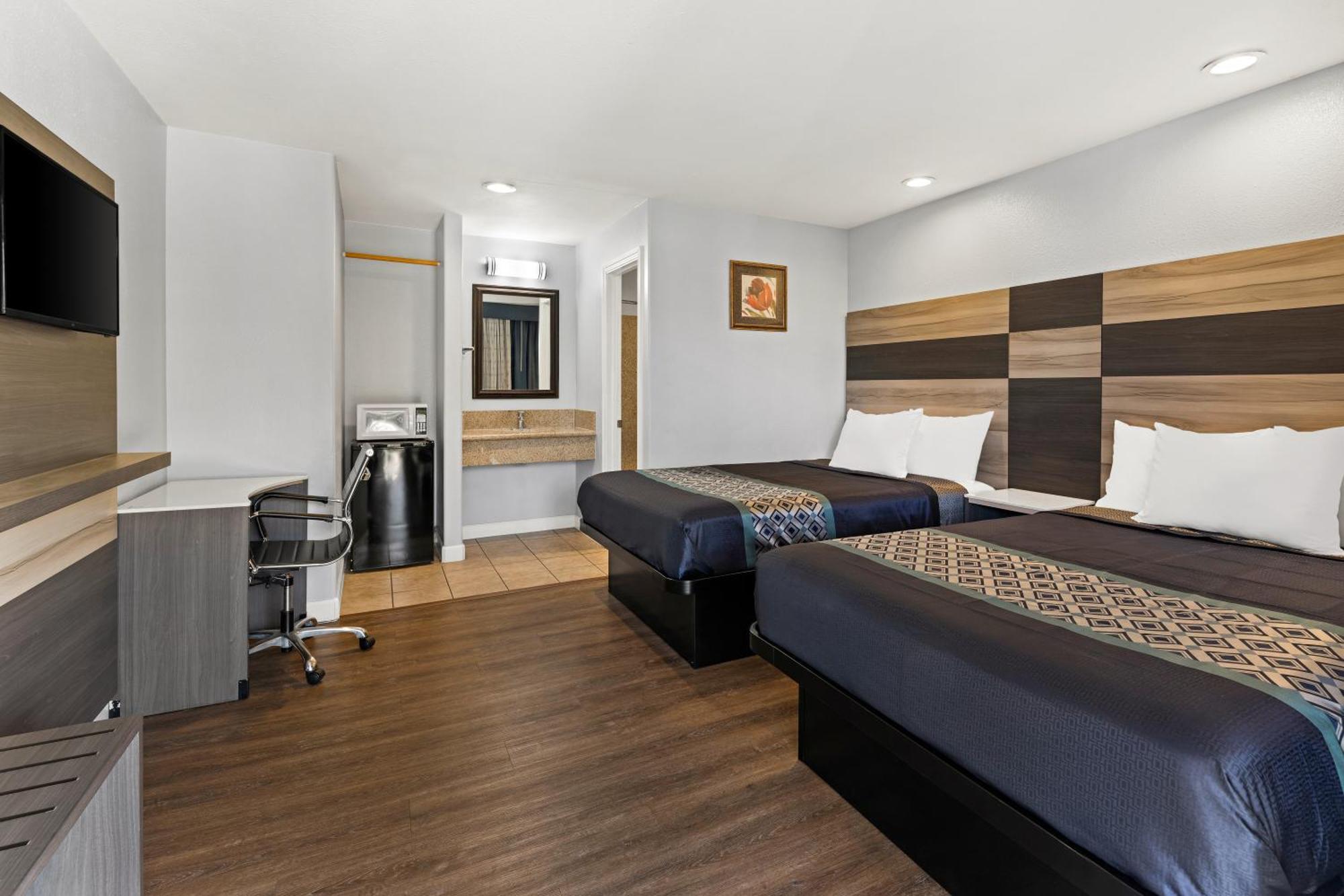 Double Room Two Double Beds