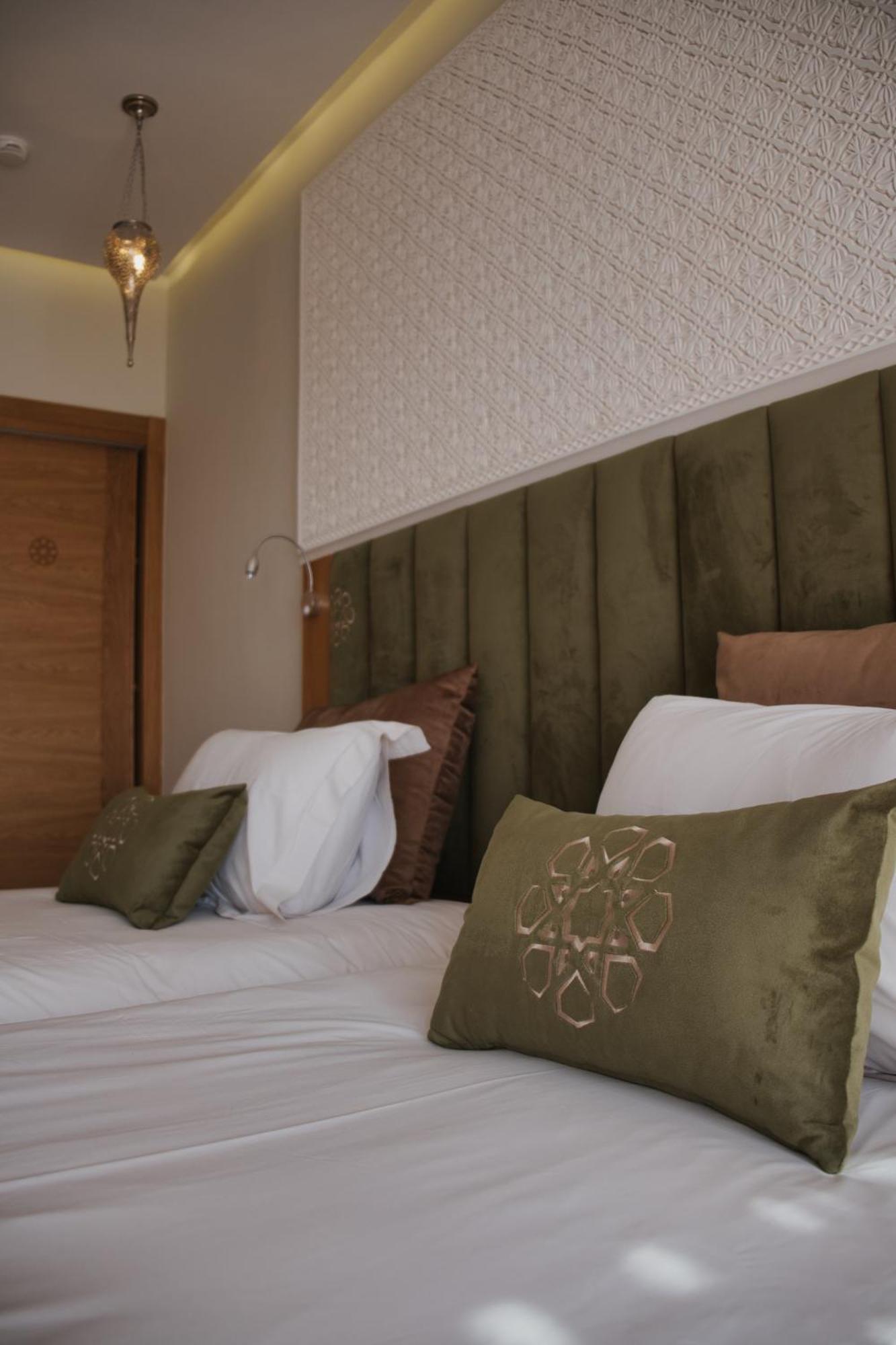 Deluxe Double or Twin Room Pool View
