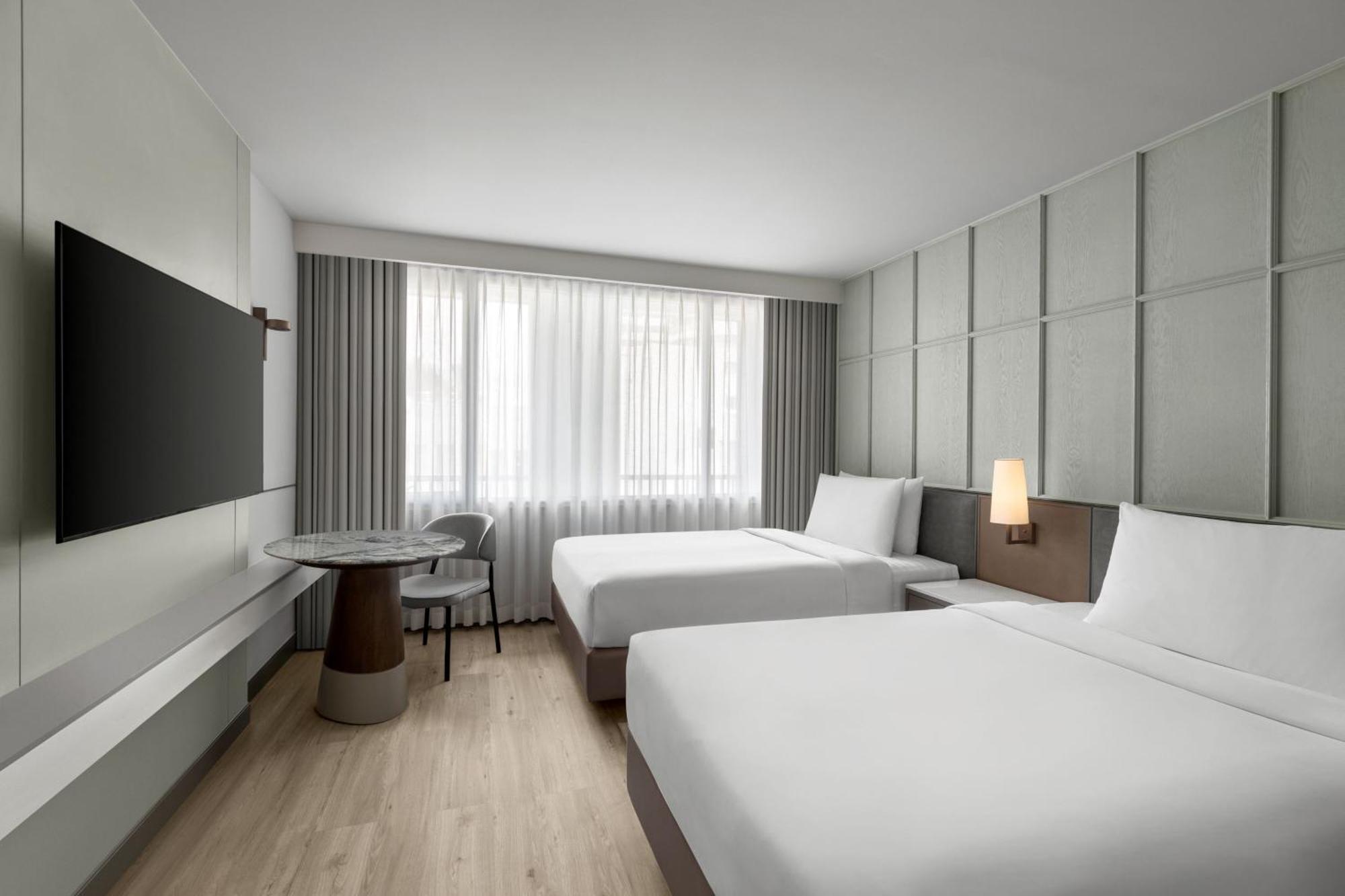 Deluxe Double Room,1557210889:JPEG