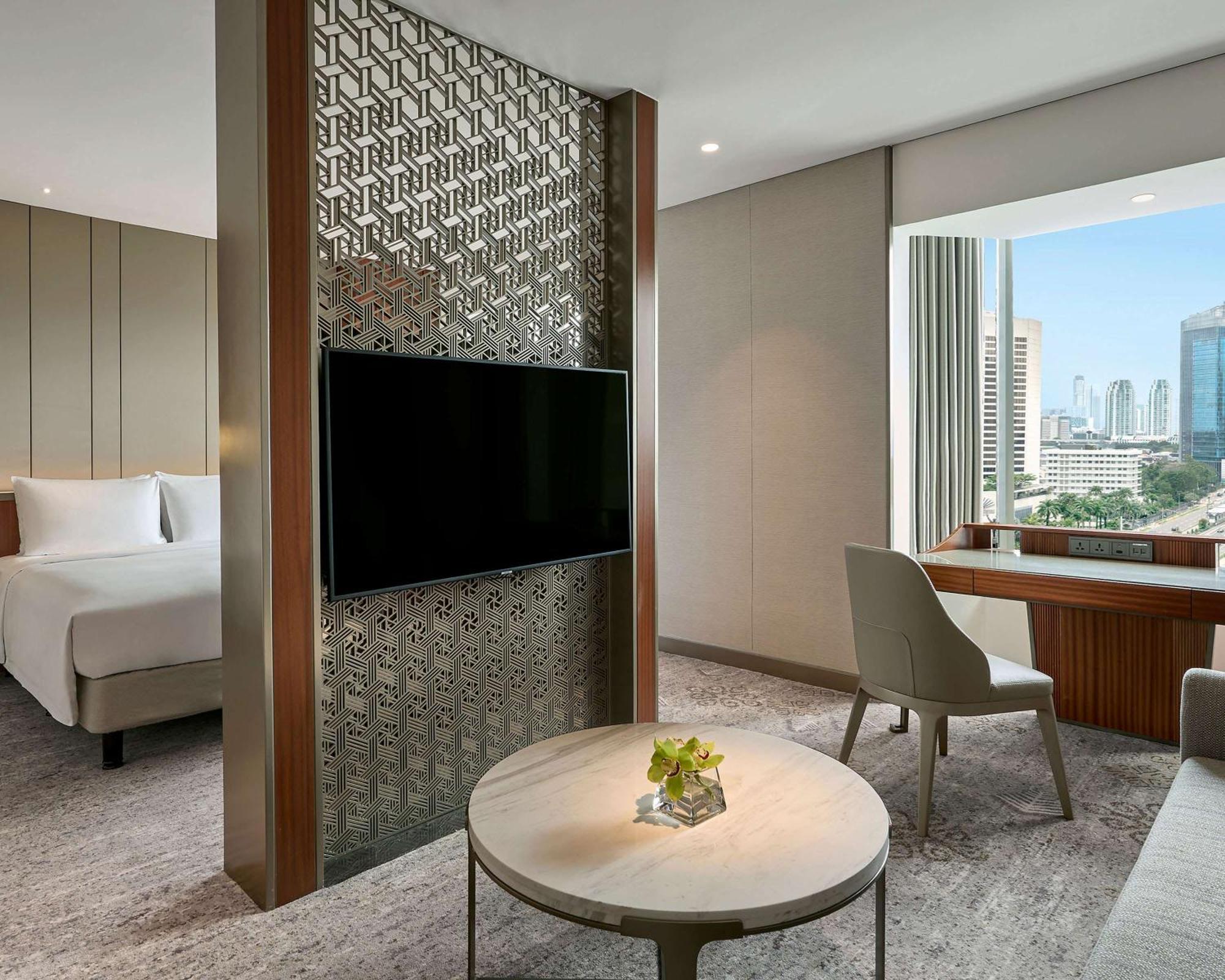 Family King Room City View