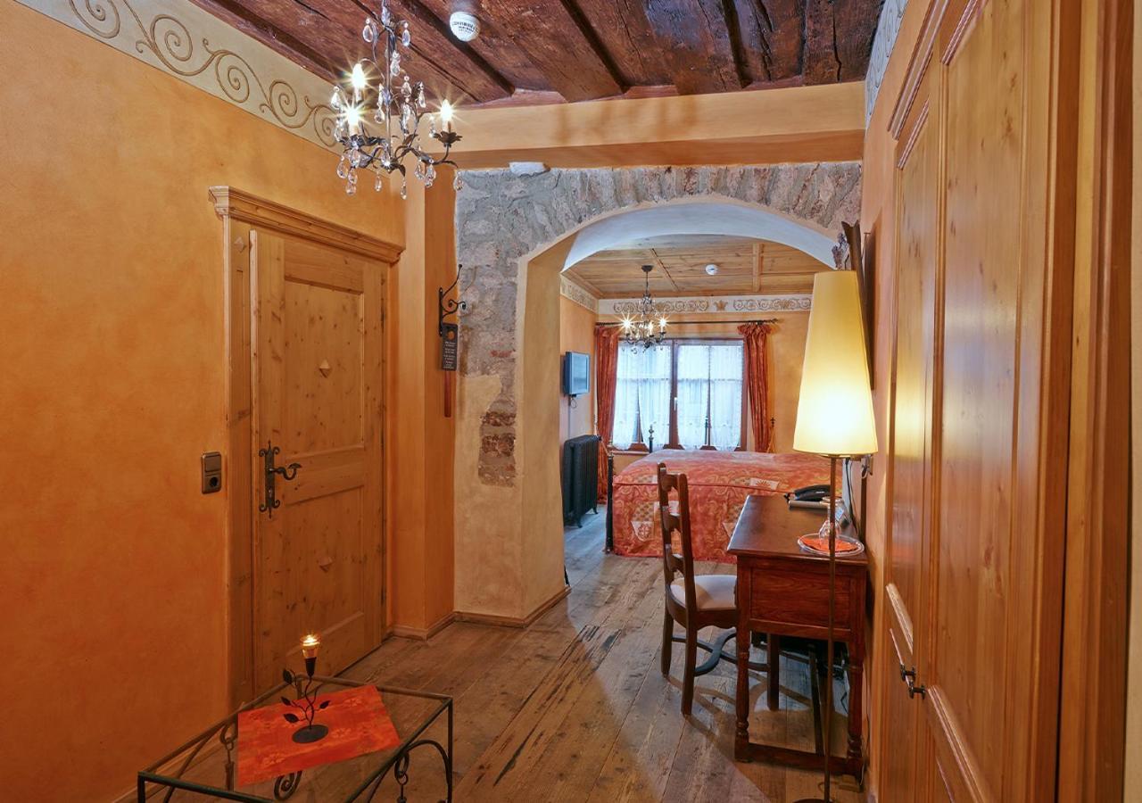 Romantic Double Room