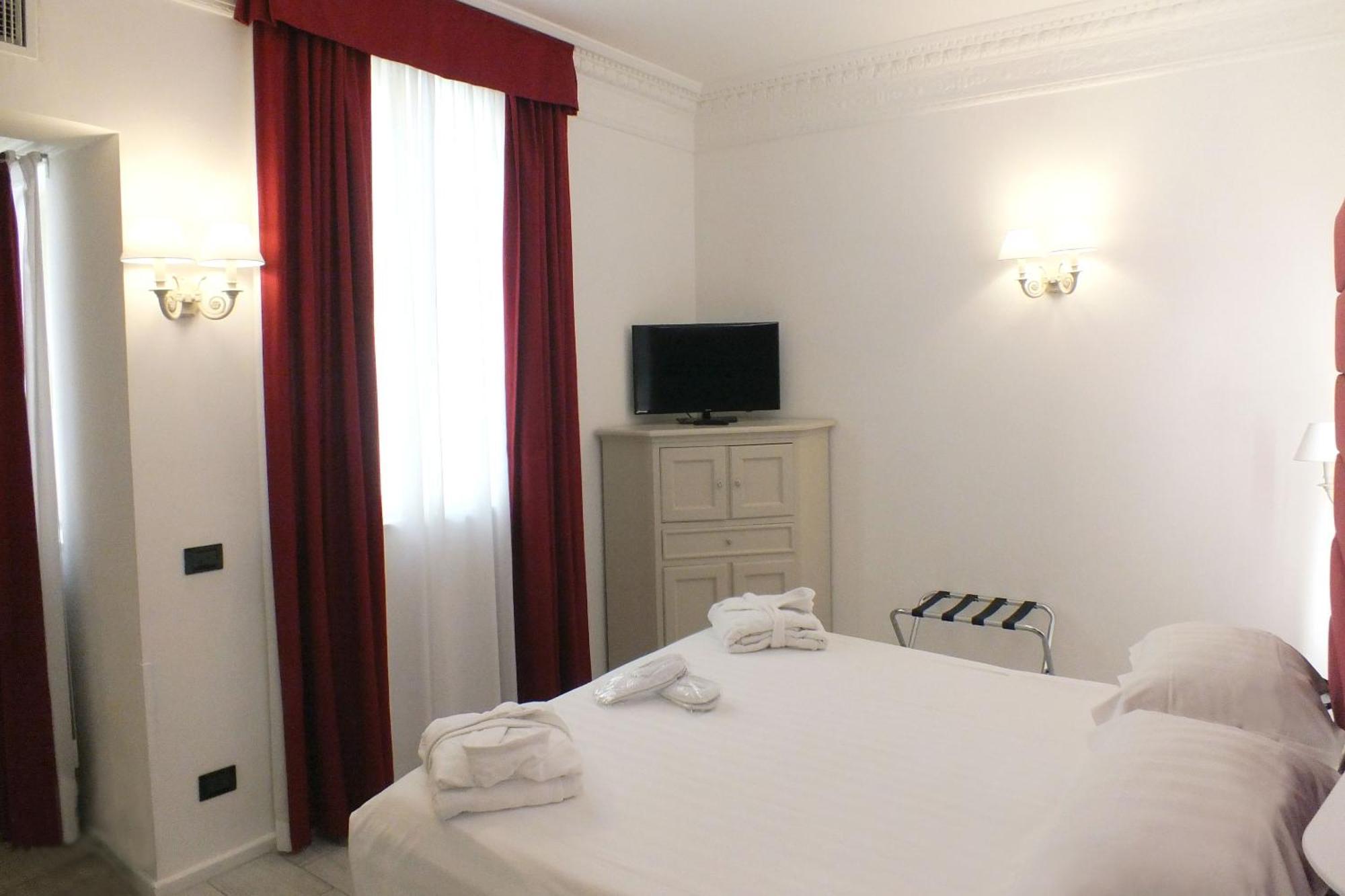 Superior Double Room,1540769698:JPEG