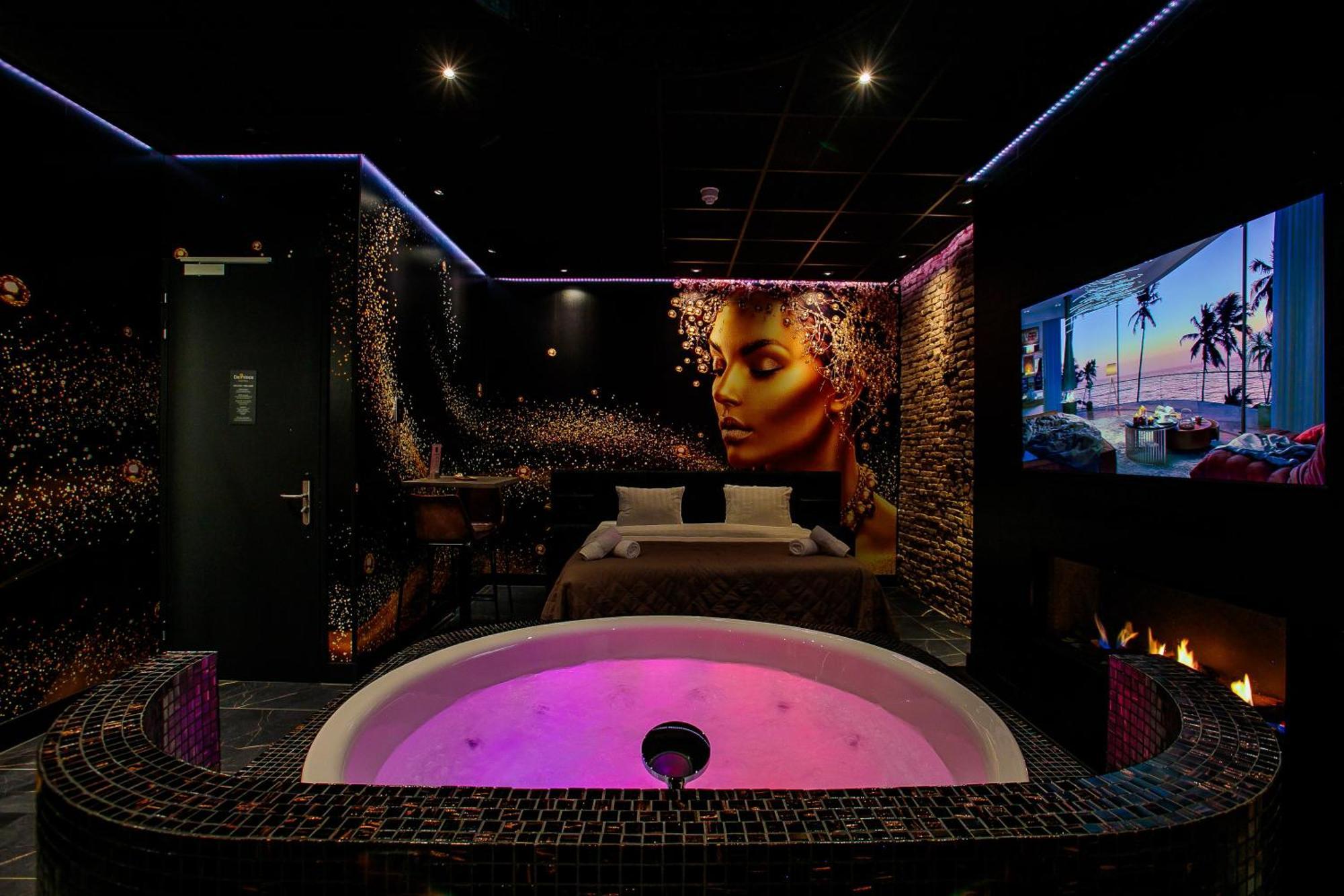 Suite Spa Bath