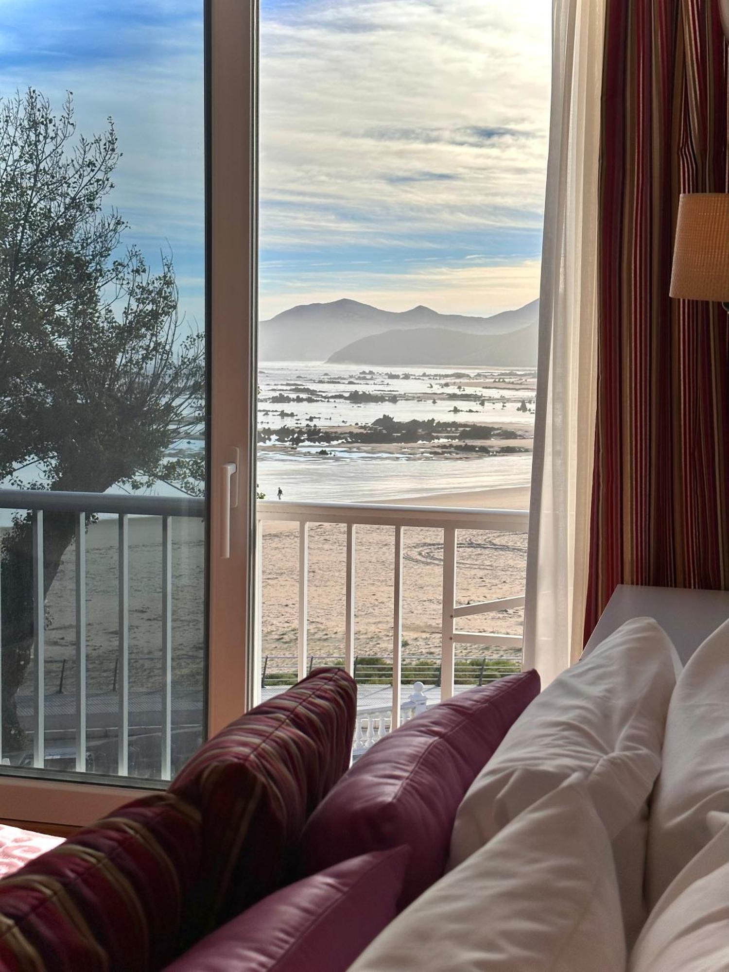 Double or Twin Room with Sea View and Spa Bath,1540778521:JPEG