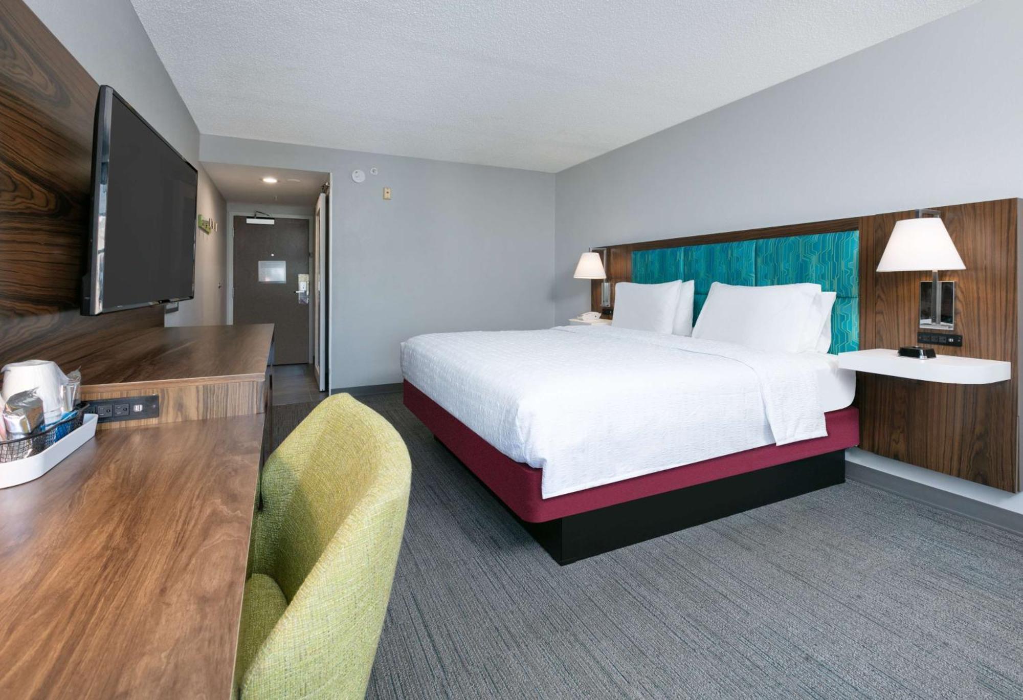 King Room with King Bed - Non-Smoking,1710174031:JPEG