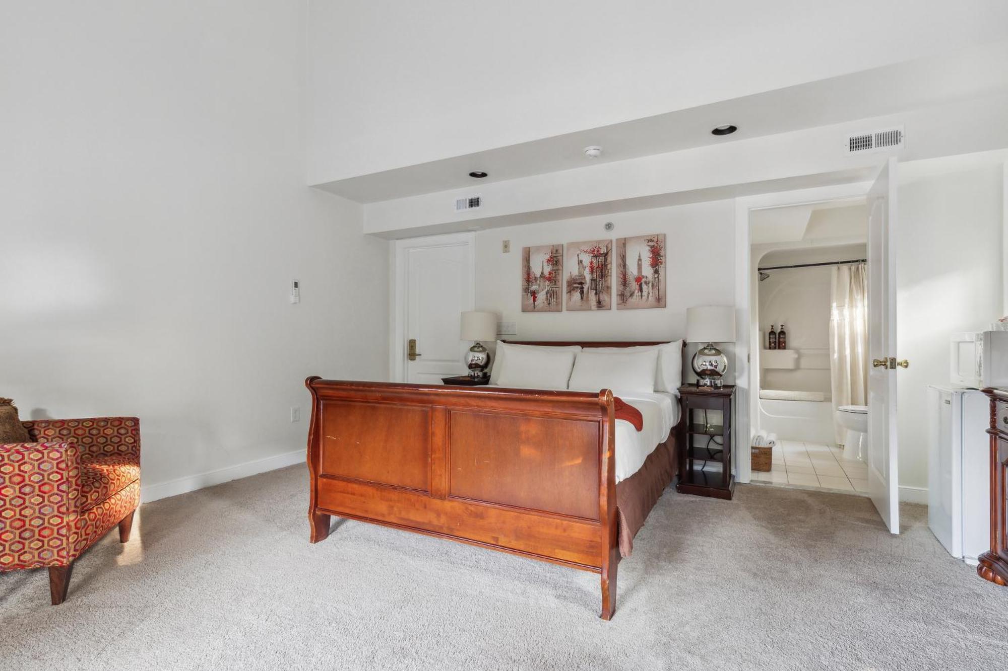 K Castle Suite