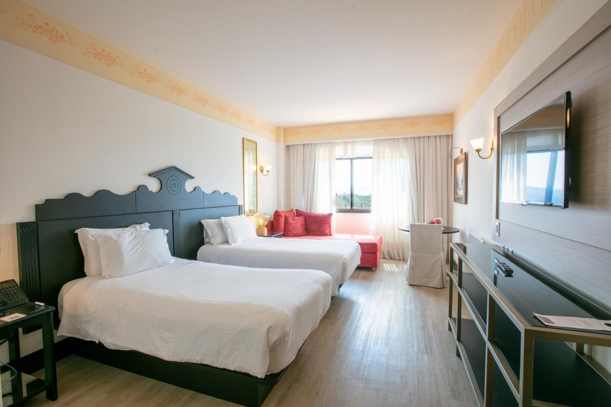 Deluxe Twin Room