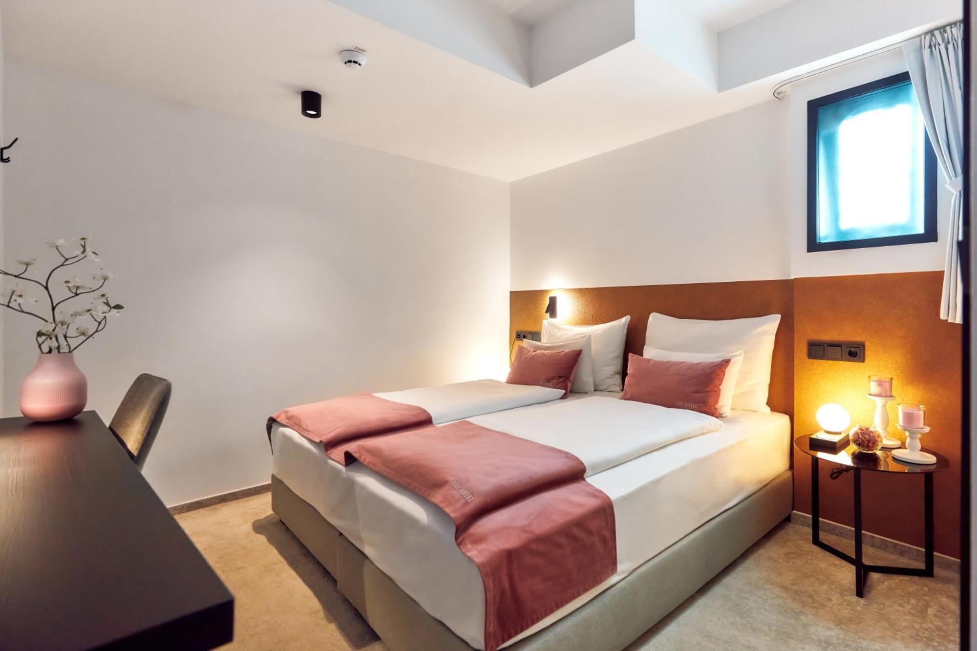 Double Room without Window