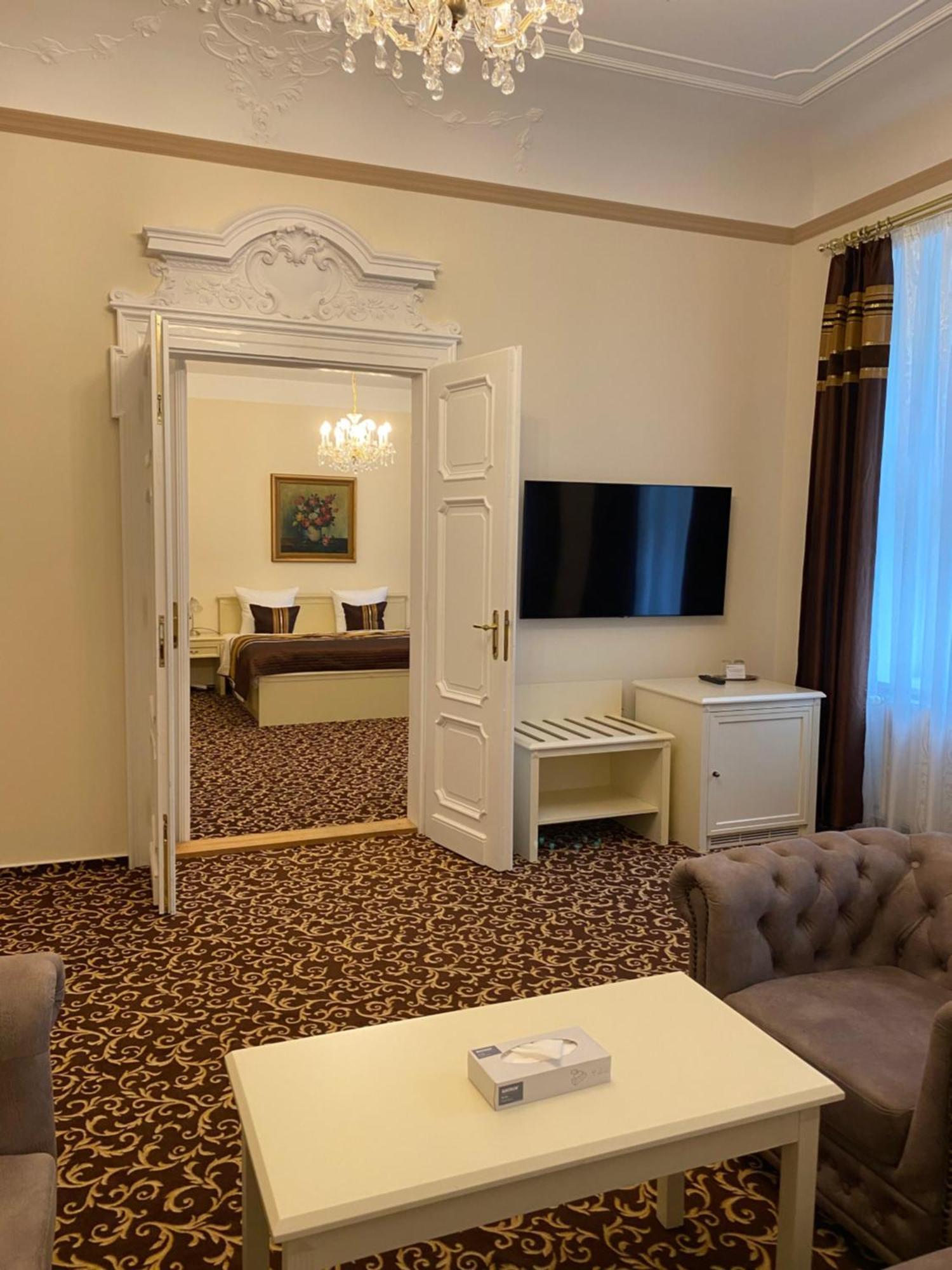 Superior Apartment