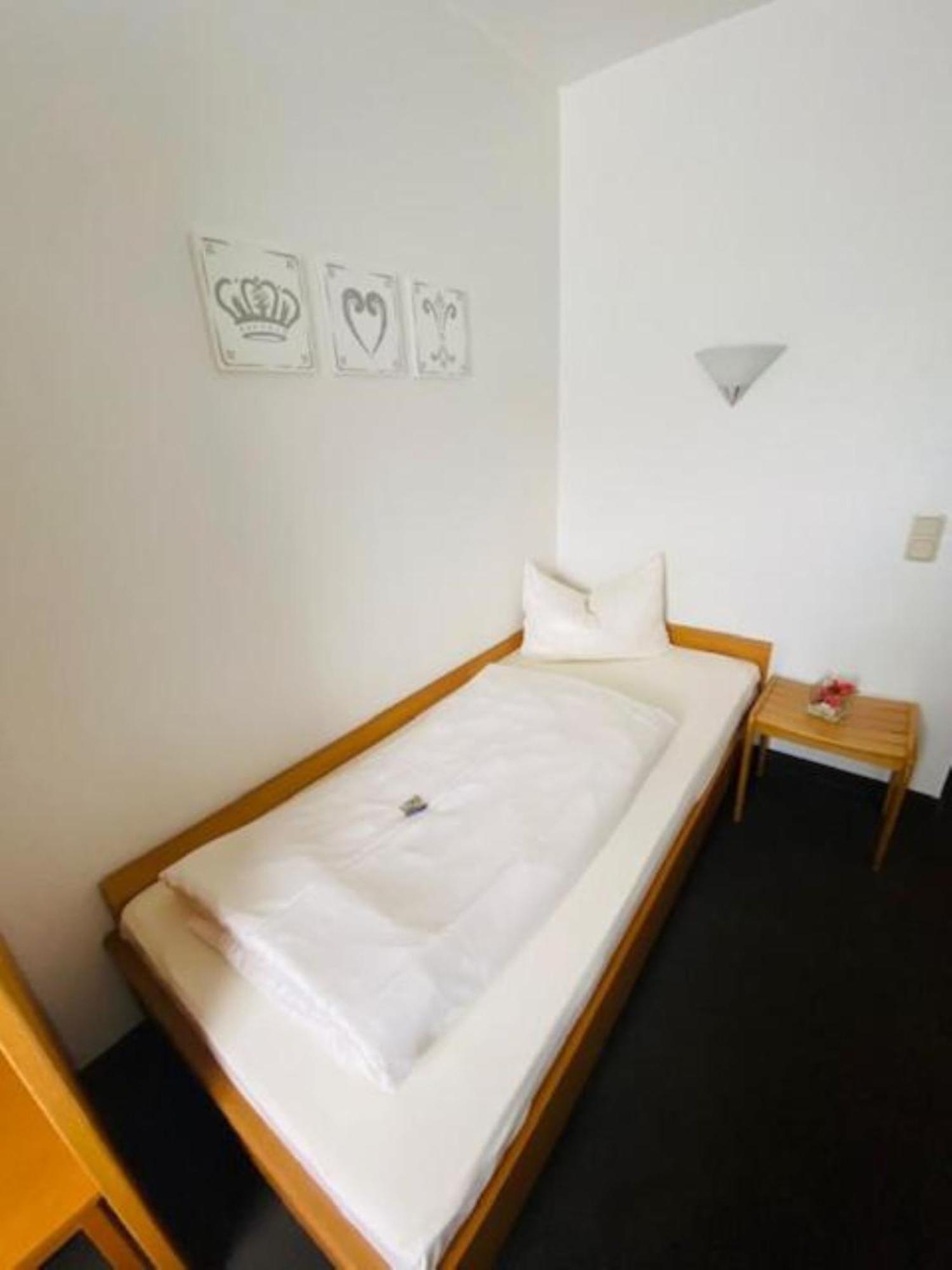 Small Single Room