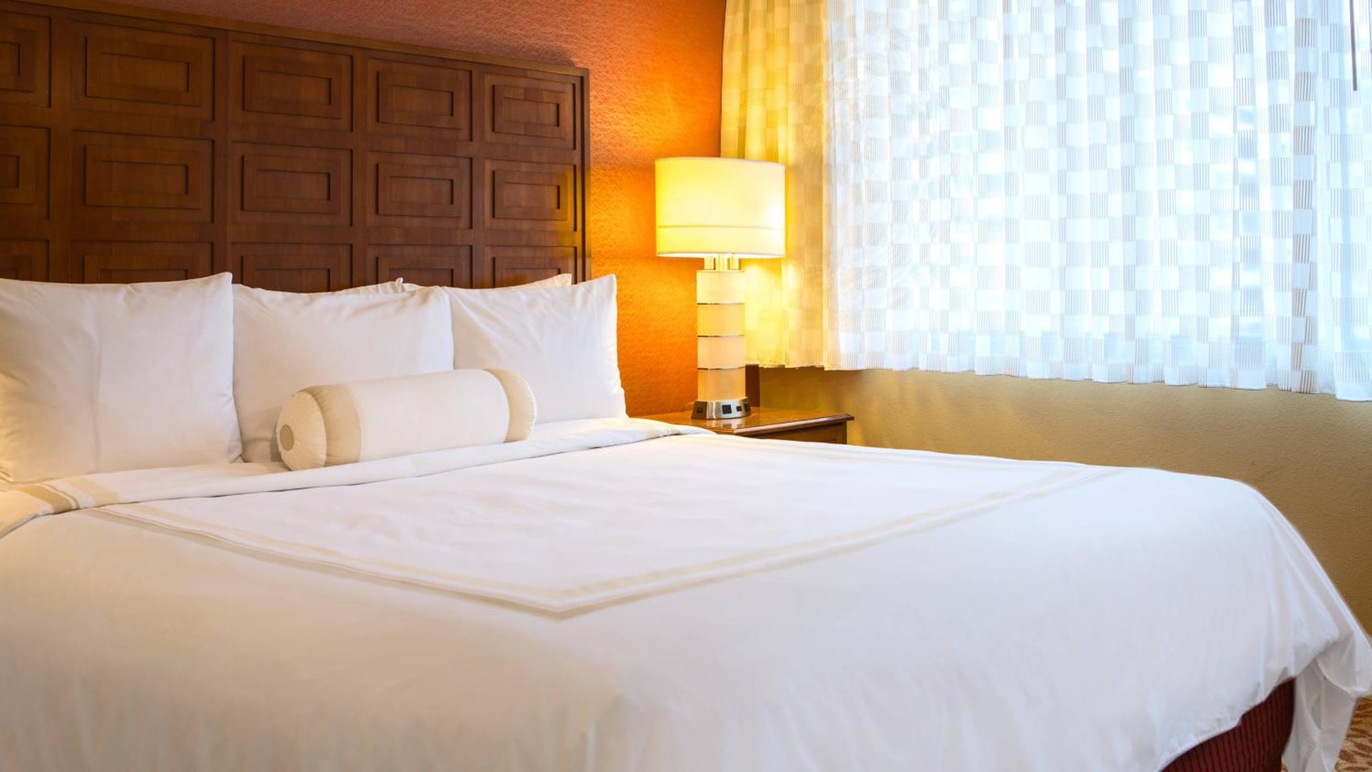 Standard King Room,1634414054:JPEG