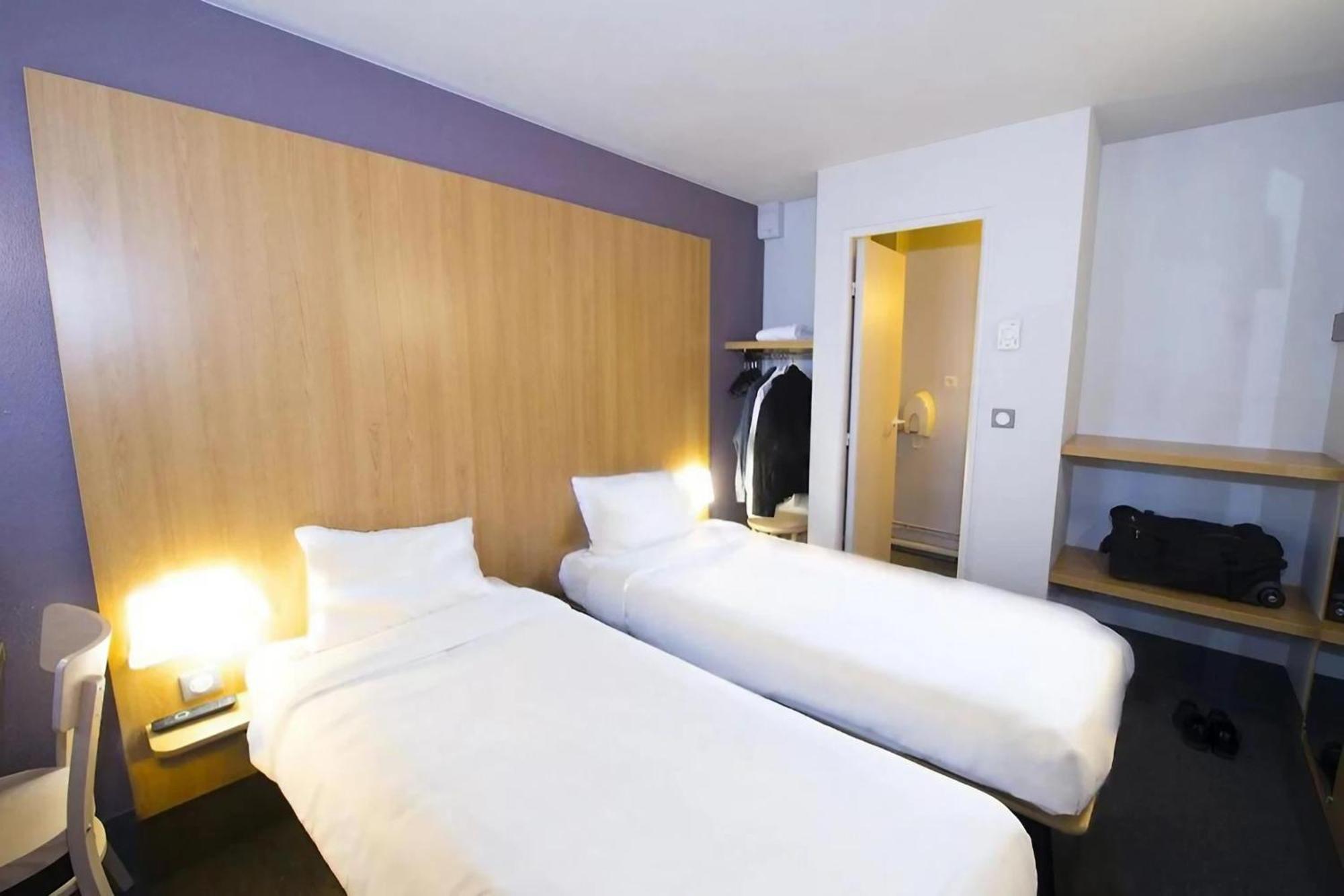 Twin Room,1015201336:JPEG