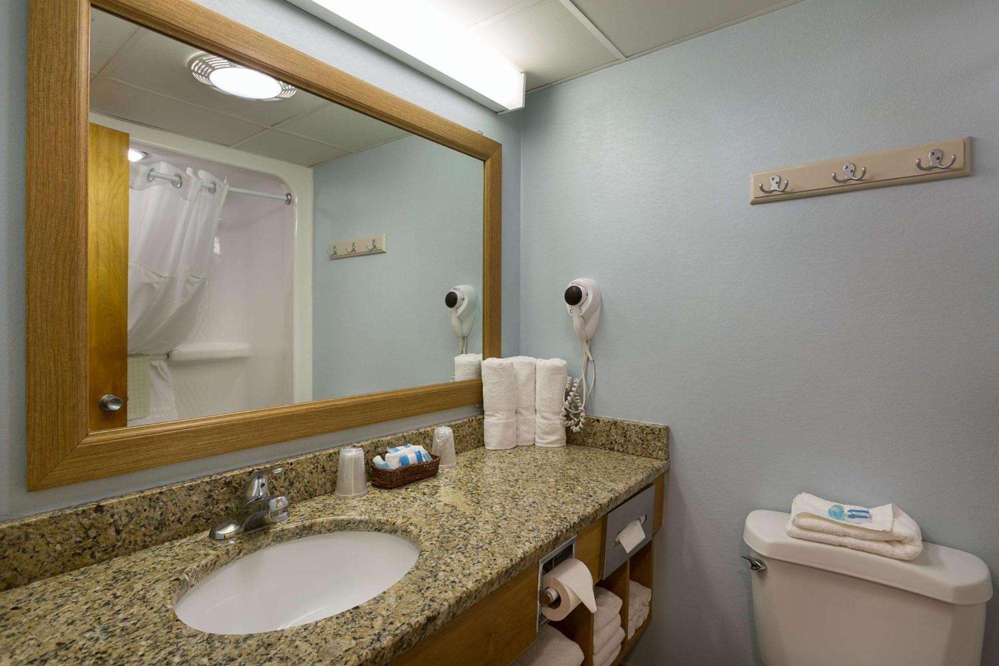 Double Suite Two Double Beds Sofa Bed Ocean Front Full Kitchen Non-Smoking,1541602438:JPEG