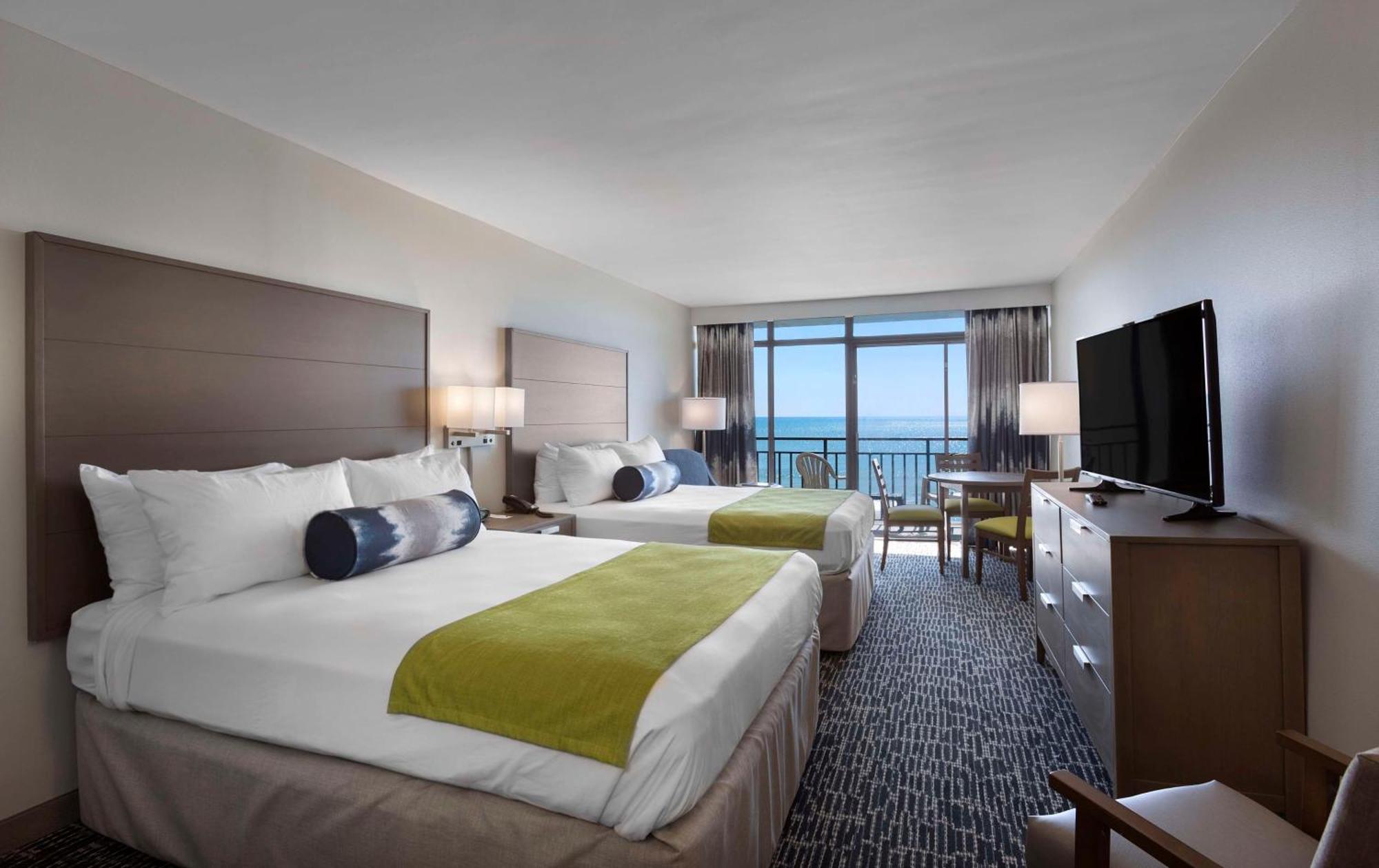 Queen Room Two Queen Beds Balcony Ocean Front or Non-Smoking,1706270517:JPEG