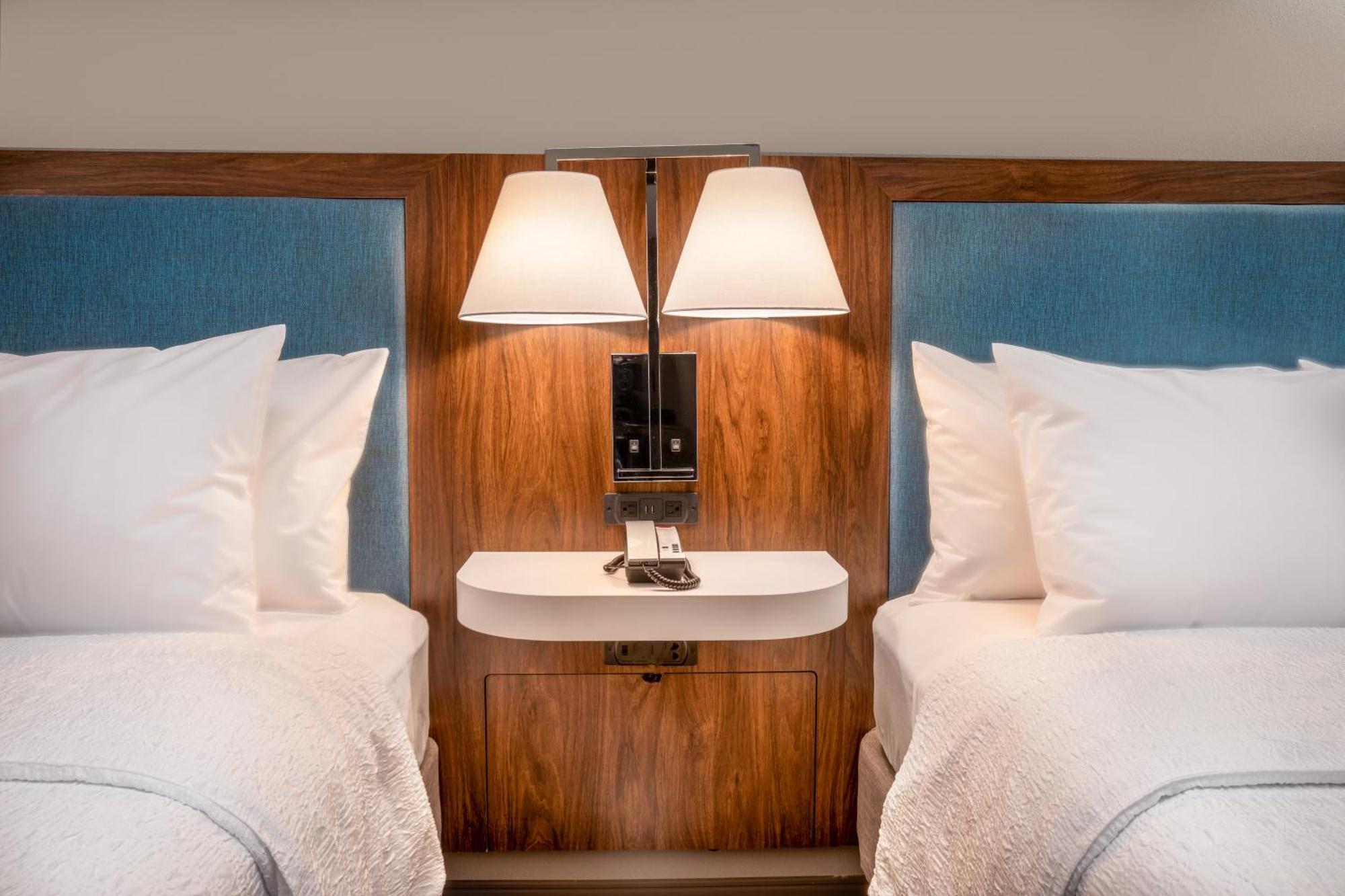 Queen Room Two Queen Beds Hearing Access or Non-Smoking