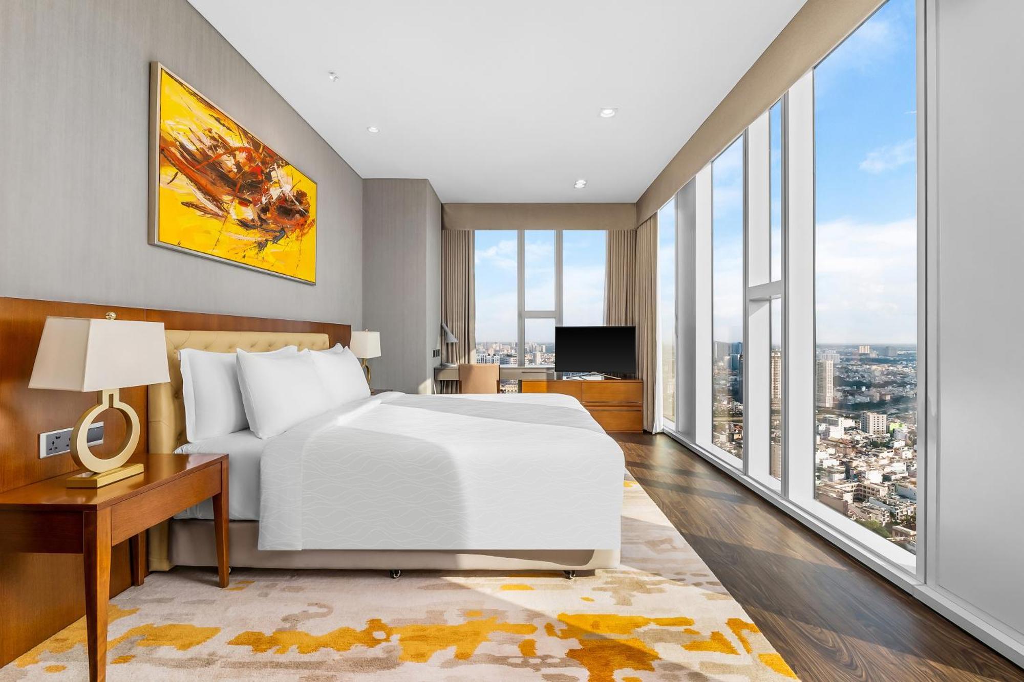 Grand Three Bedroom one-time Complimentary Minibar