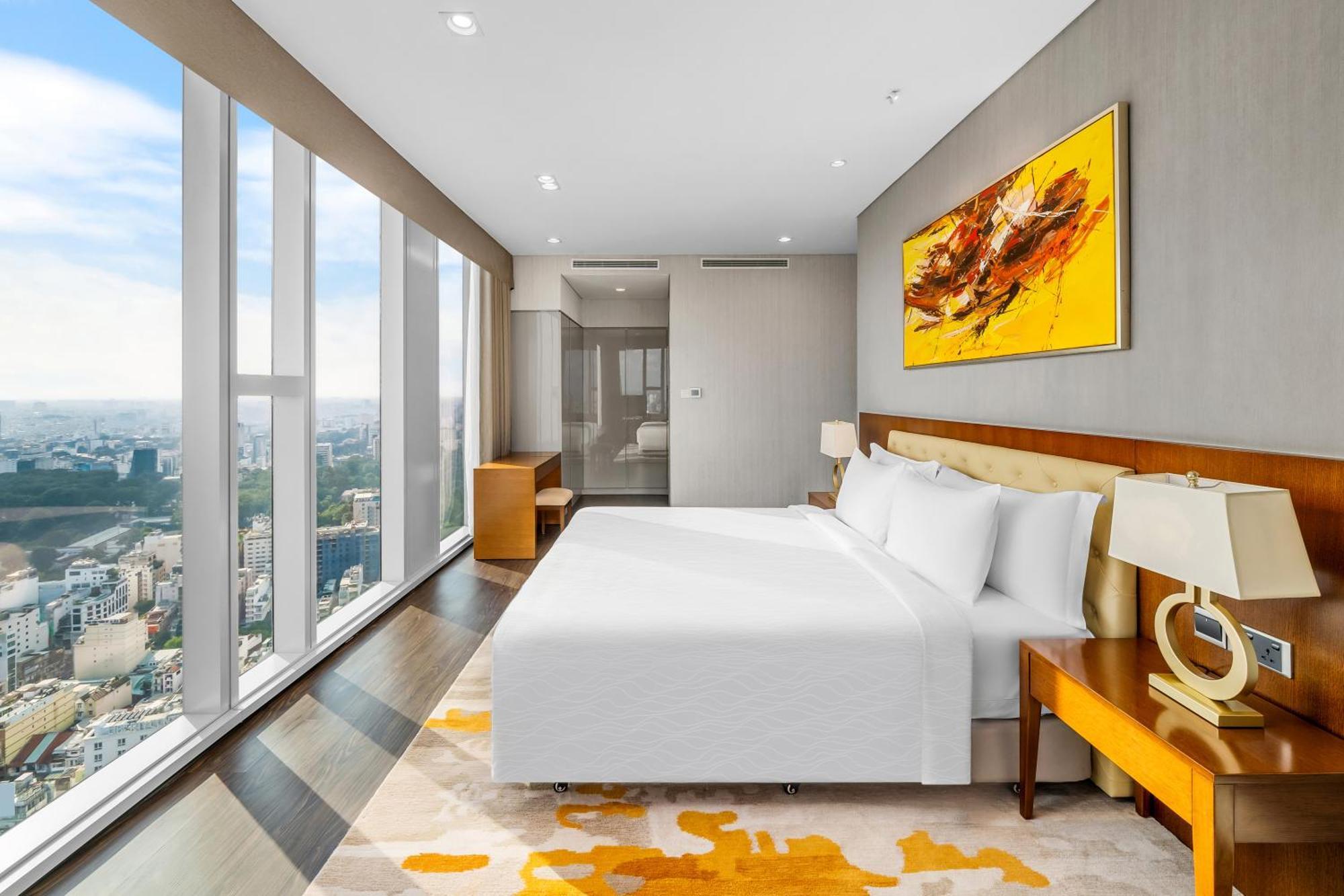 Grand Three Bedroom one-time Complimentary Minibar