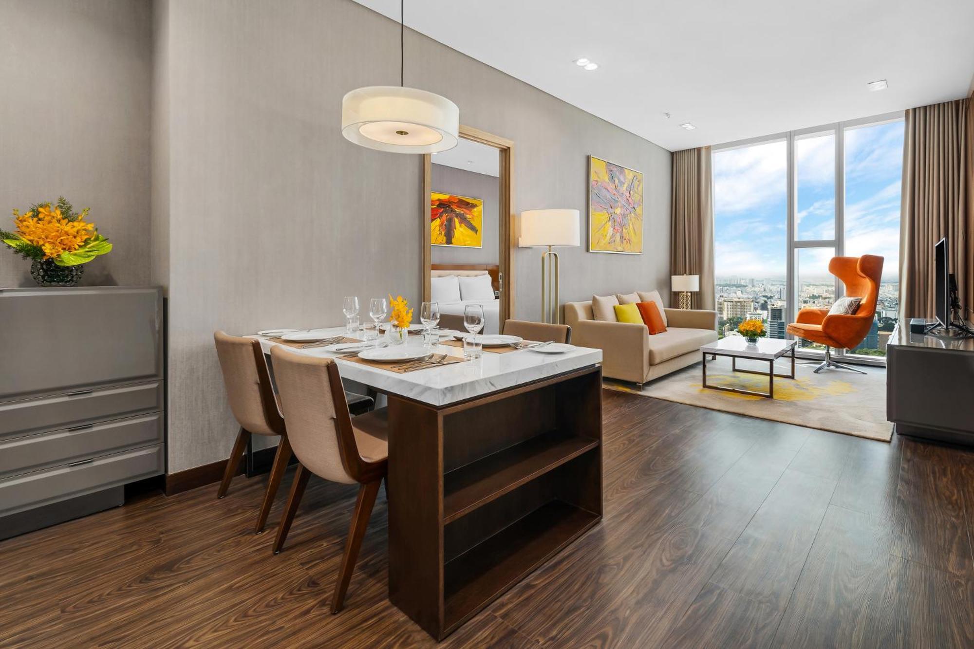 Grand One Bedroom one-time Complimentary Minibar