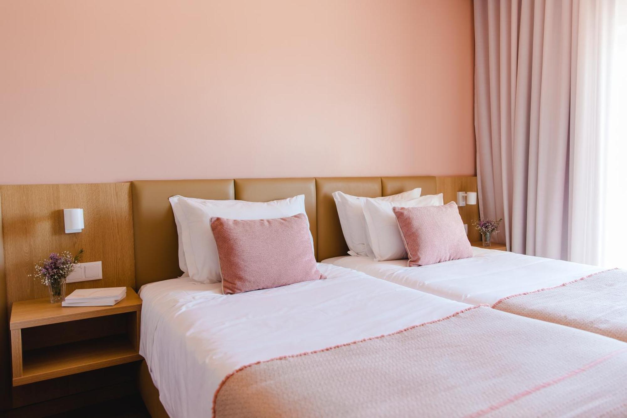 Double or Twin Room,1403693978:JPEG