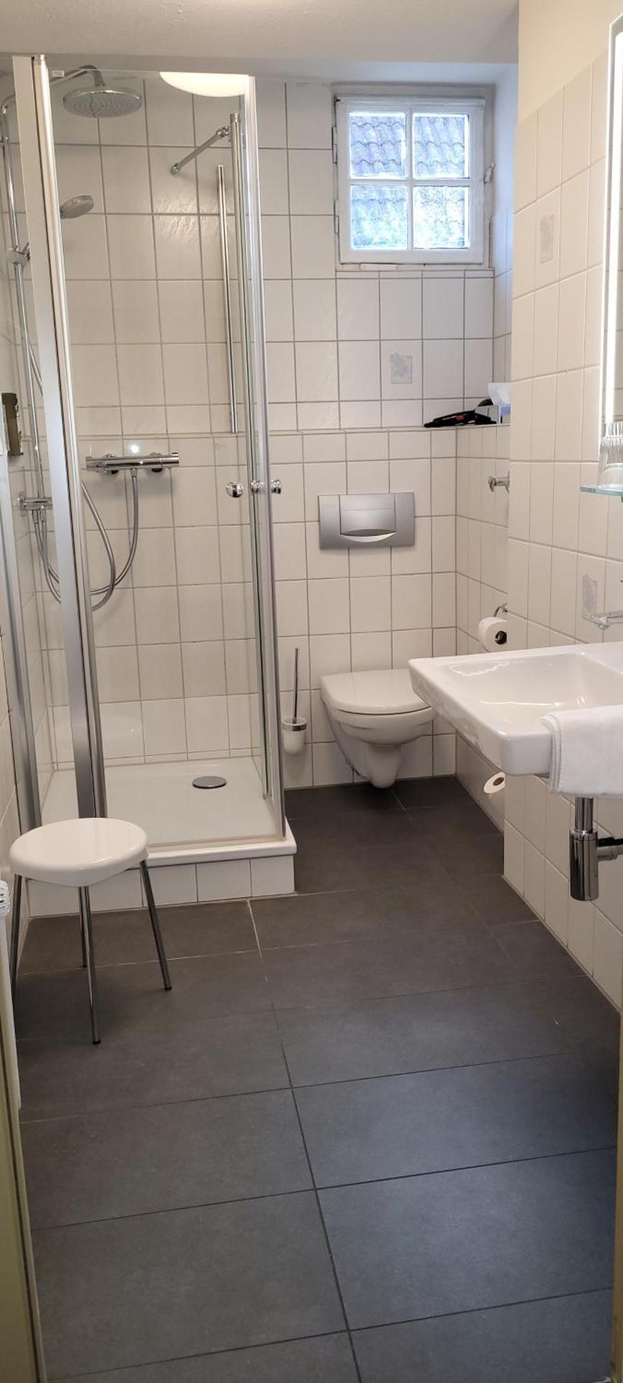 Single Room Private External Bathroom