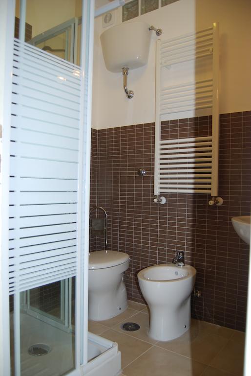 Camera Matrimoniale/Doppia con Letti Singoli con Bagno Privato Esterno